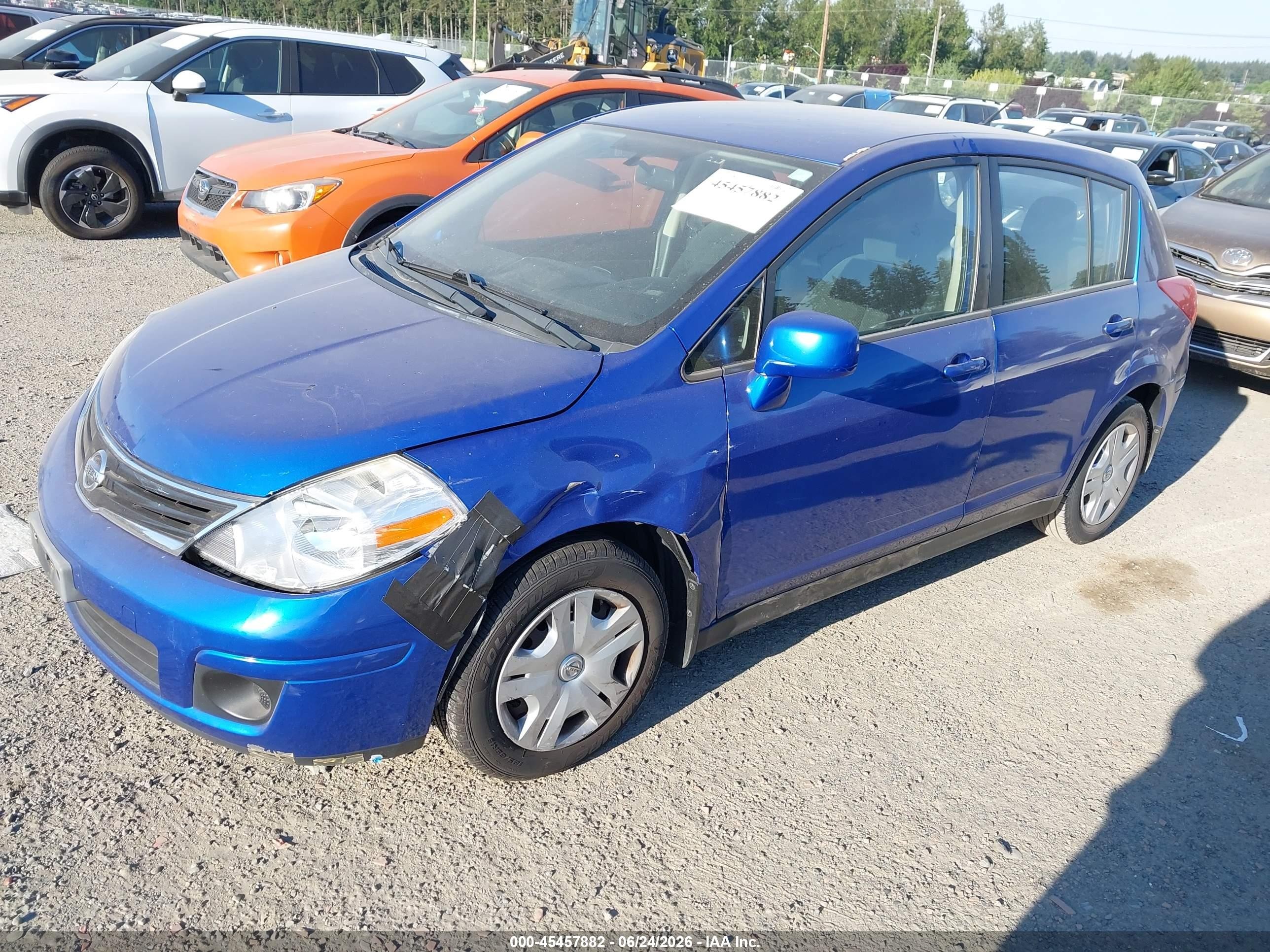 2011 Nissan Versa 1.8s Blue vin: 3N1BC1CP9BL494219