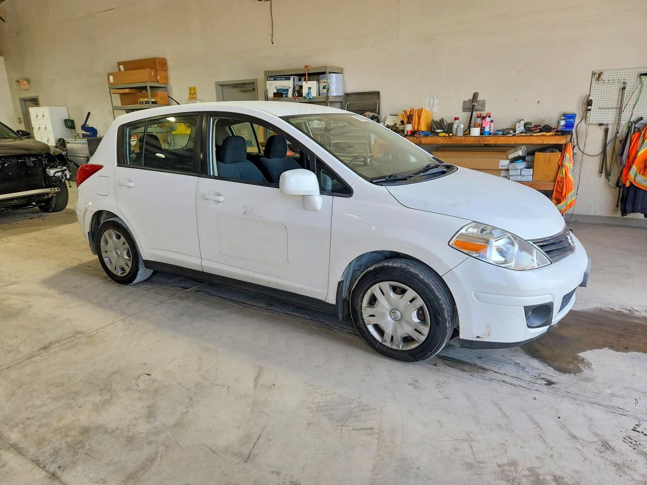 2011 Nissan Versa 1.8 S White vin: 3N1BC1CP9BL499372