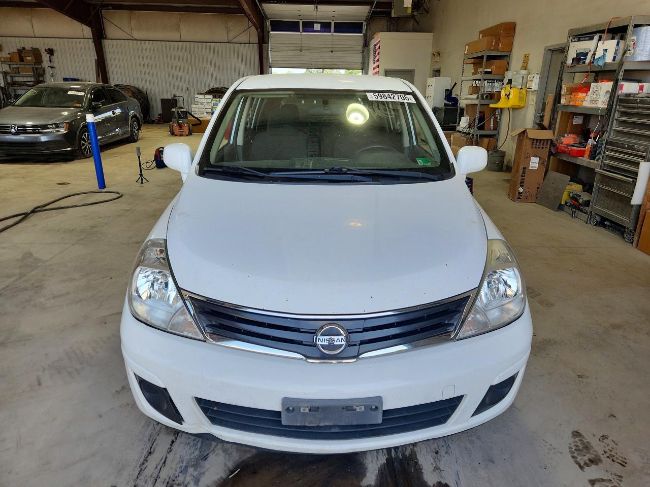 2011 Nissan Versa 1.8 S White vin: 3N1BC1CP9BL499372