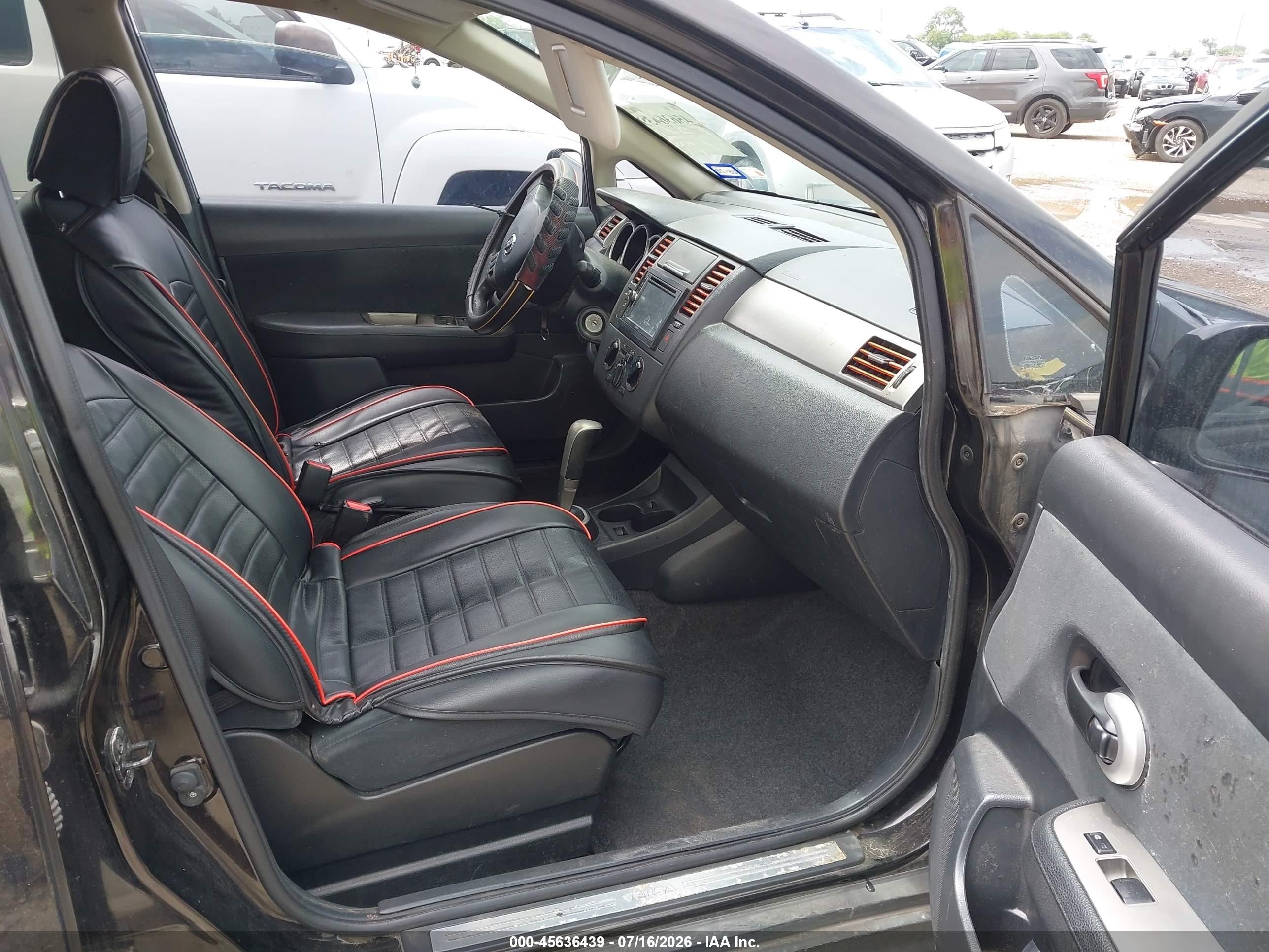 2011 Nissan Versa 1.8s Черный vin: 3N1BC1CP9BL508961