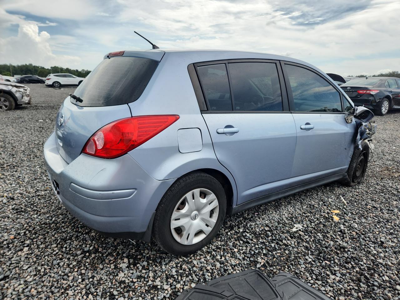 2011 Nissan Versa 1.8 S Blue vin: 3N1BC1CP9BL511441