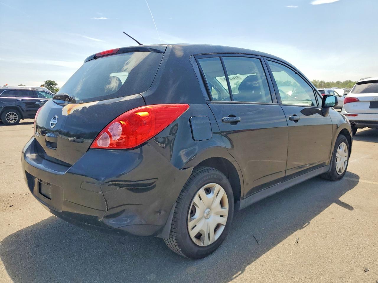 2011 Nissan Versa 1.8 S Черный vin: 3N1BC1CP9BL517398