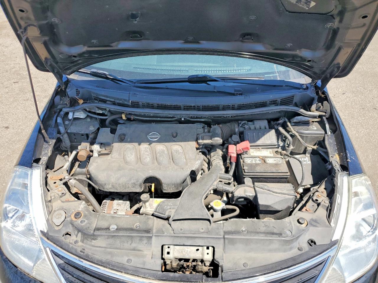 2011 Nissan Versa 1.8 S Черный vin: 3N1BC1CP9BL517398