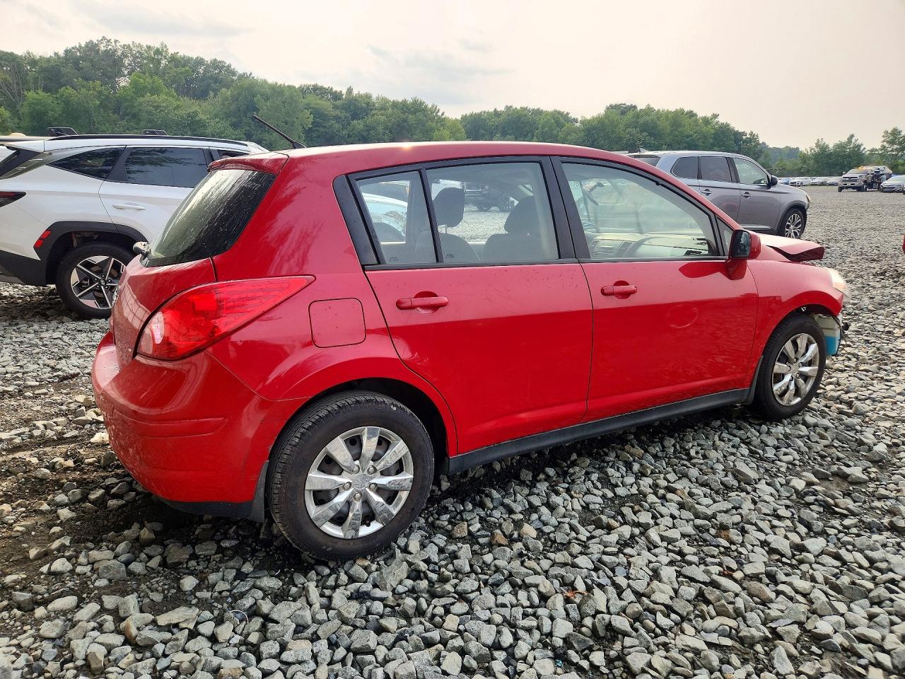 2012 Nissan Versa 1.8 S Red vin: 3N1BC1CP9CK200924