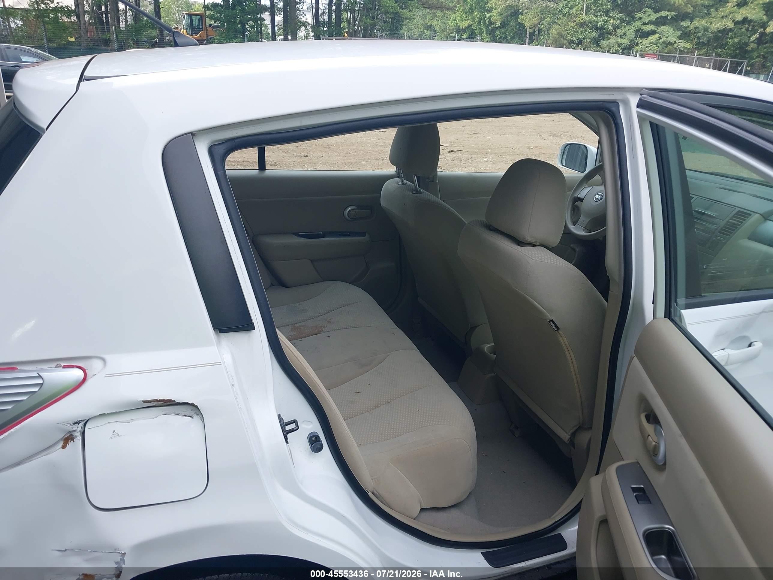 2012 Nissan Versa 1.8 S White vin: 3N1BC1CP9CK208294