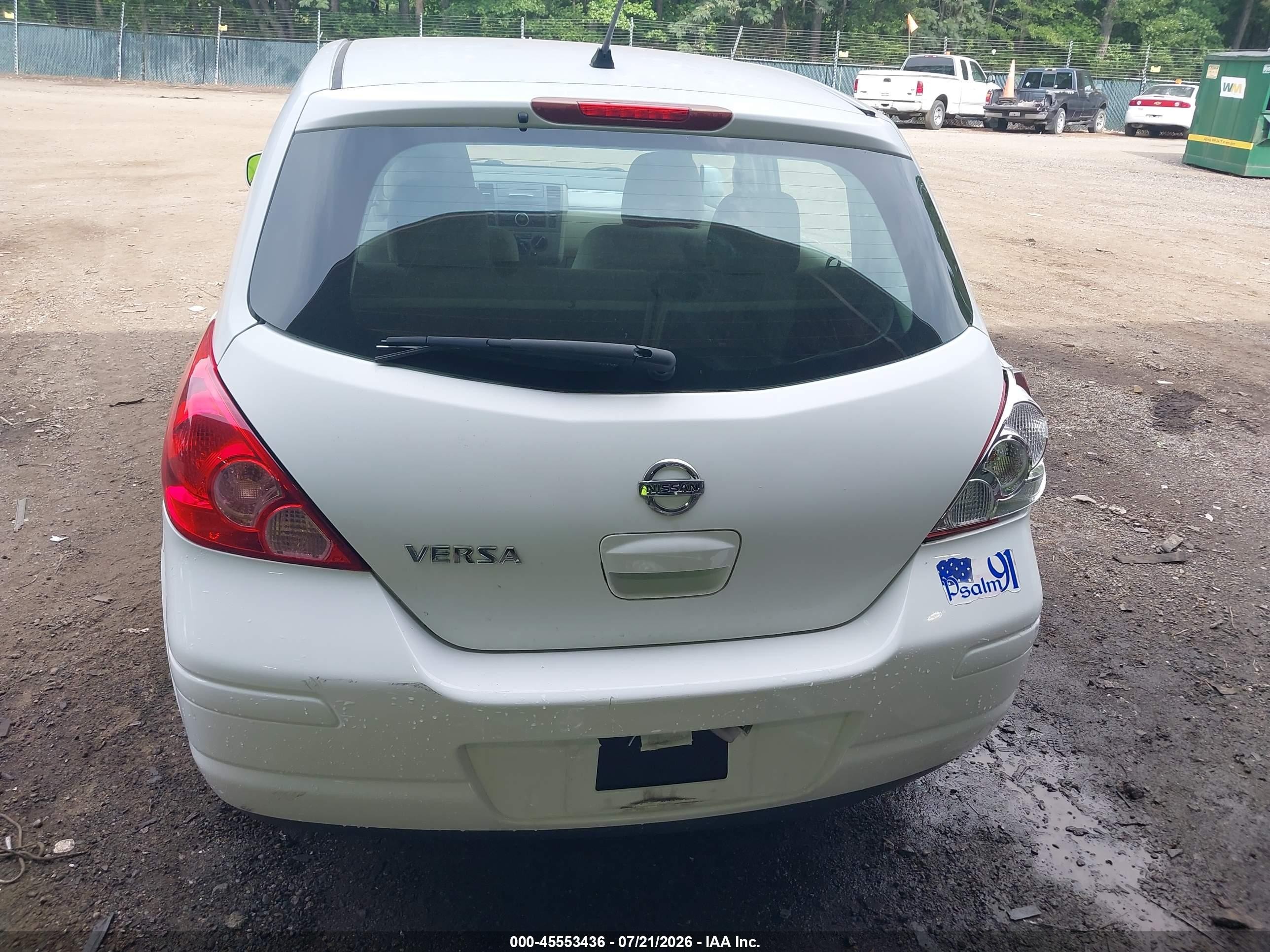 2012 Nissan Versa 1.8 S White vin: 3N1BC1CP9CK208294