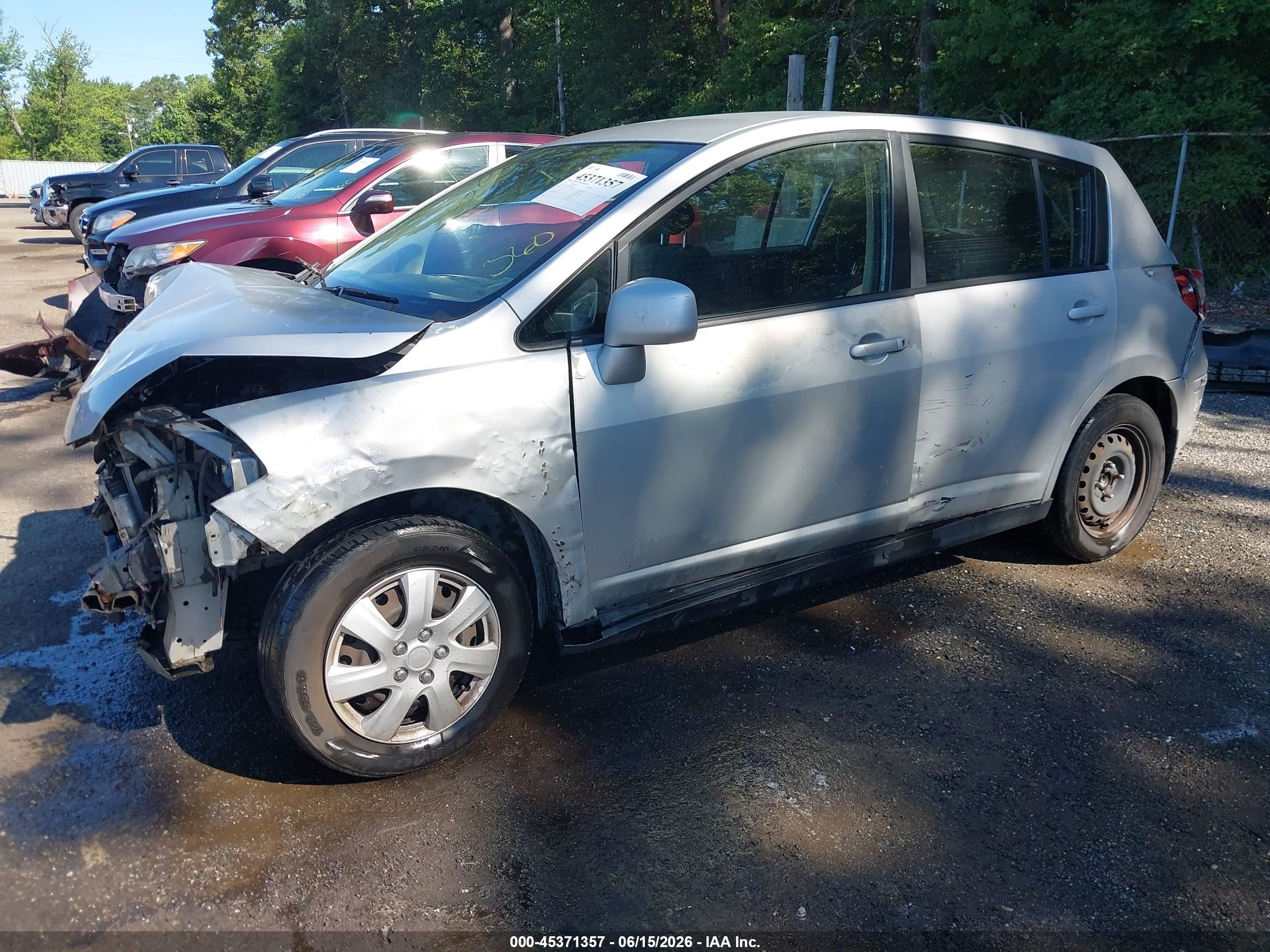 2012 Nissan Versa 1.8 S Silver vin: 3N1BC1CP9CK295159