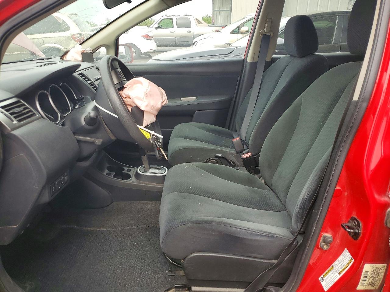 2012 Nissan Versa 1.8 S Red vin: 3N1BC1CP9CL375071