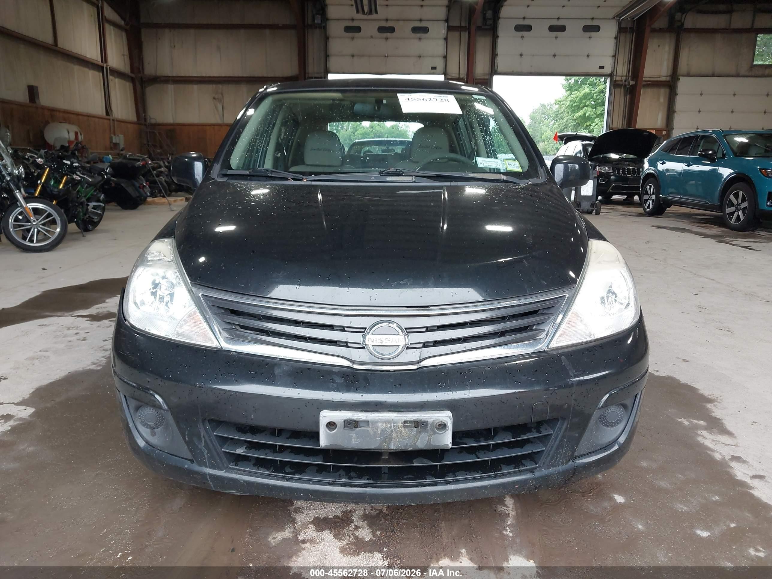 2010 Nissan Versa 1.8s Black vin: 3N1BC1CPXAL374282