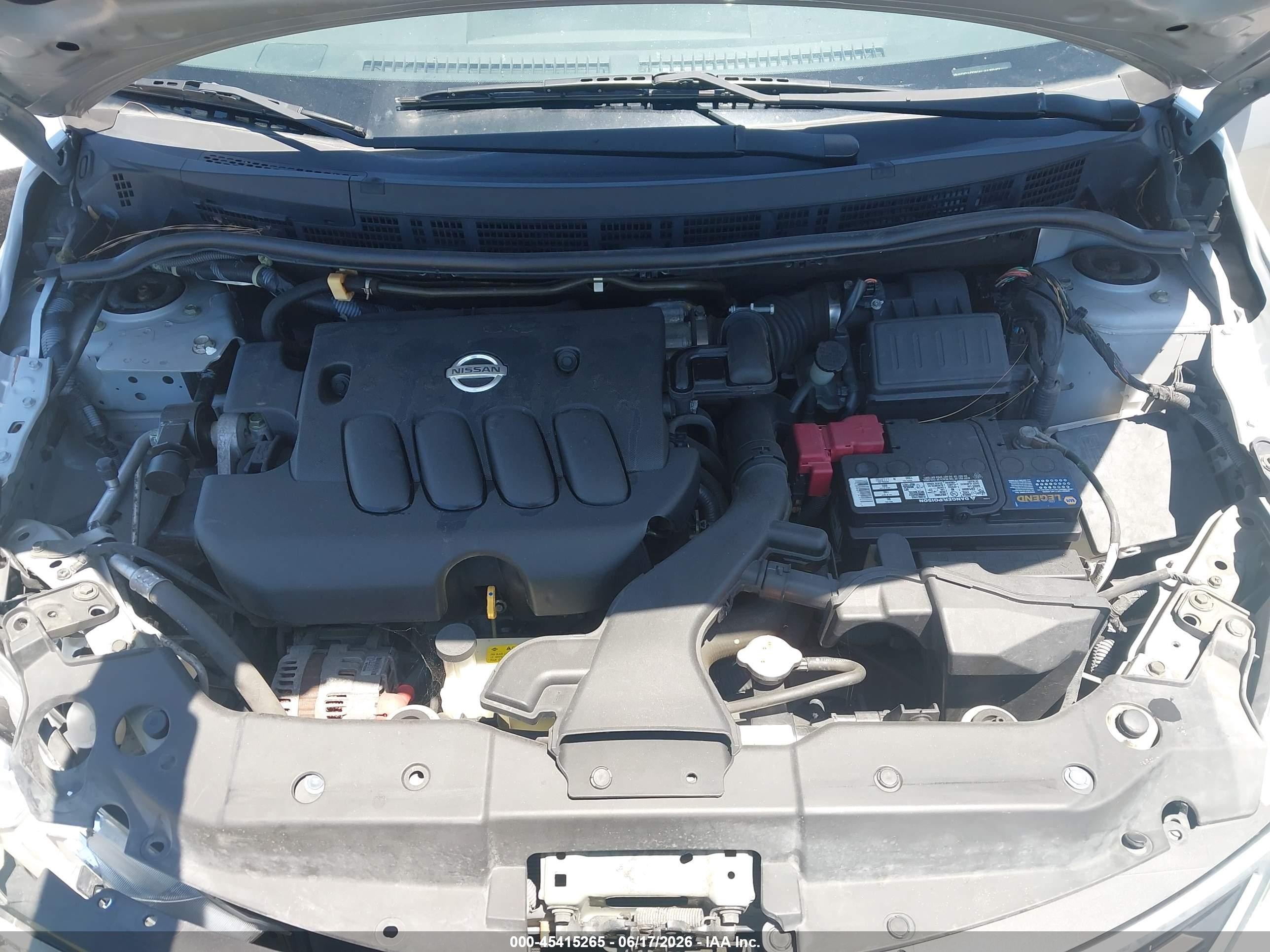 2010 Nissan Versa 1.8s Silver vin: 3N1BC1CPXAL413047