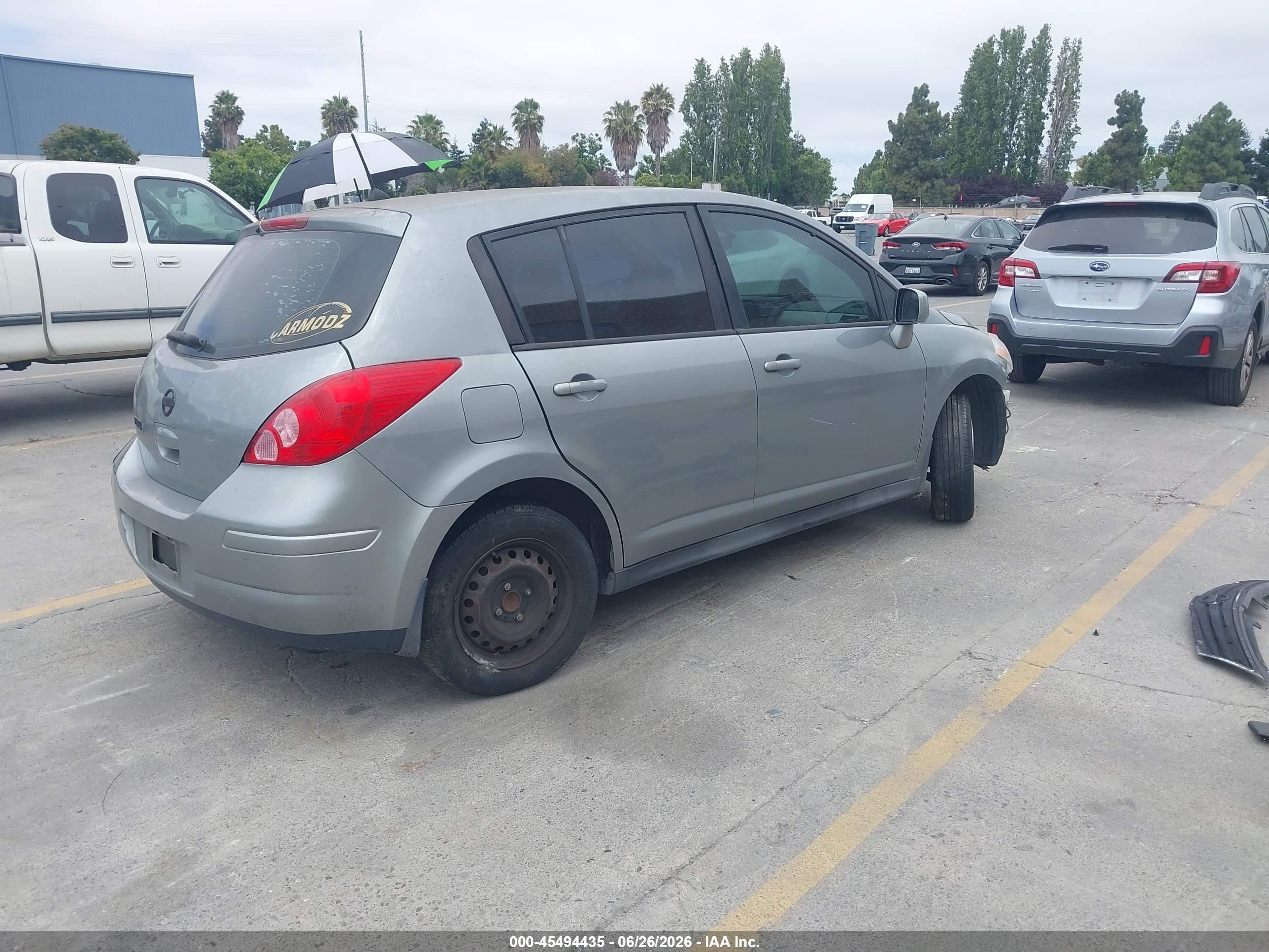 2010 Nissan Versa 1.8s Серый vin: 3N1BC1CPXAL427207