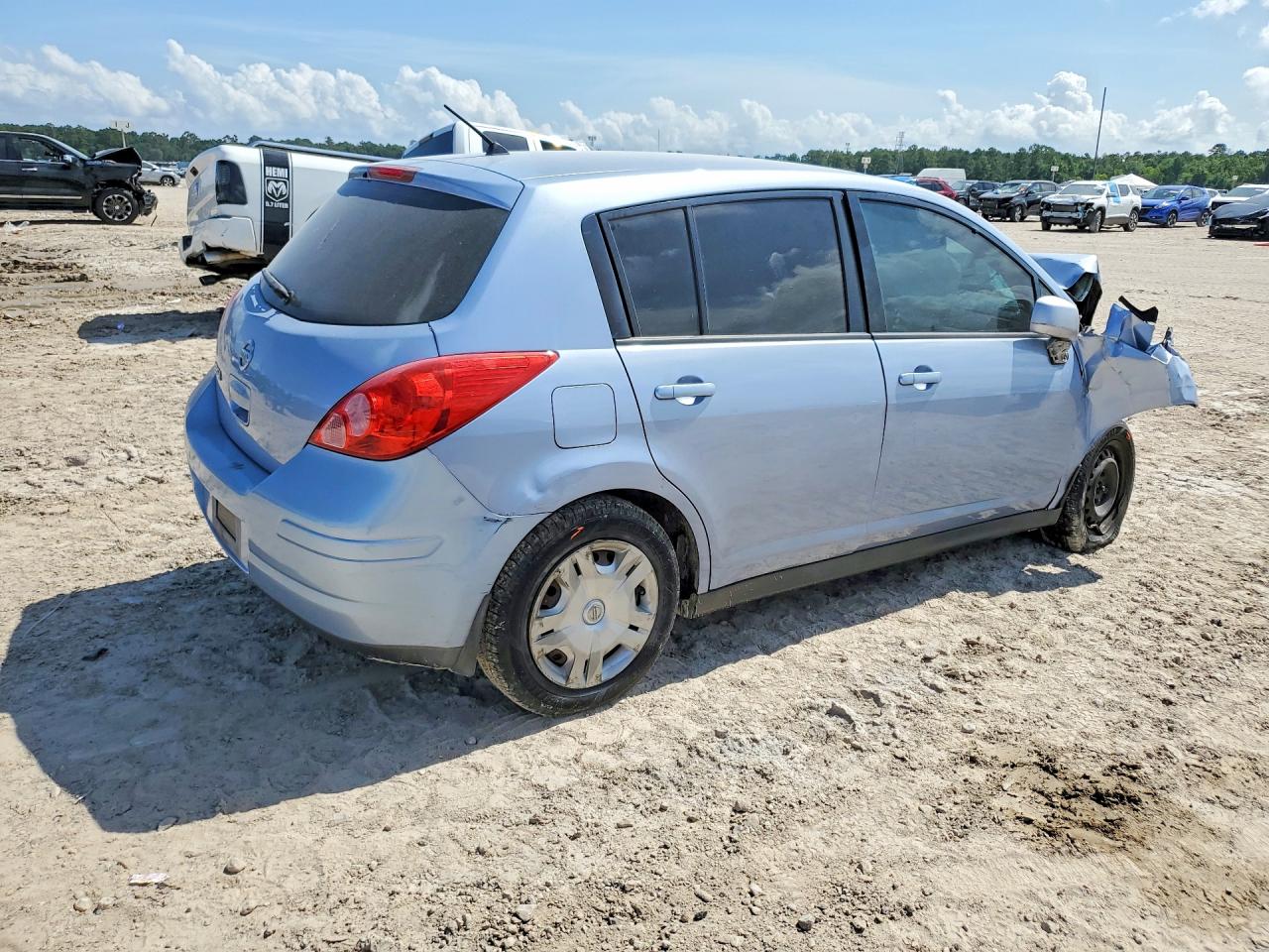 2010 Nissan Versa 1.8 S Blue vin: 3N1BC1CPXAL430401