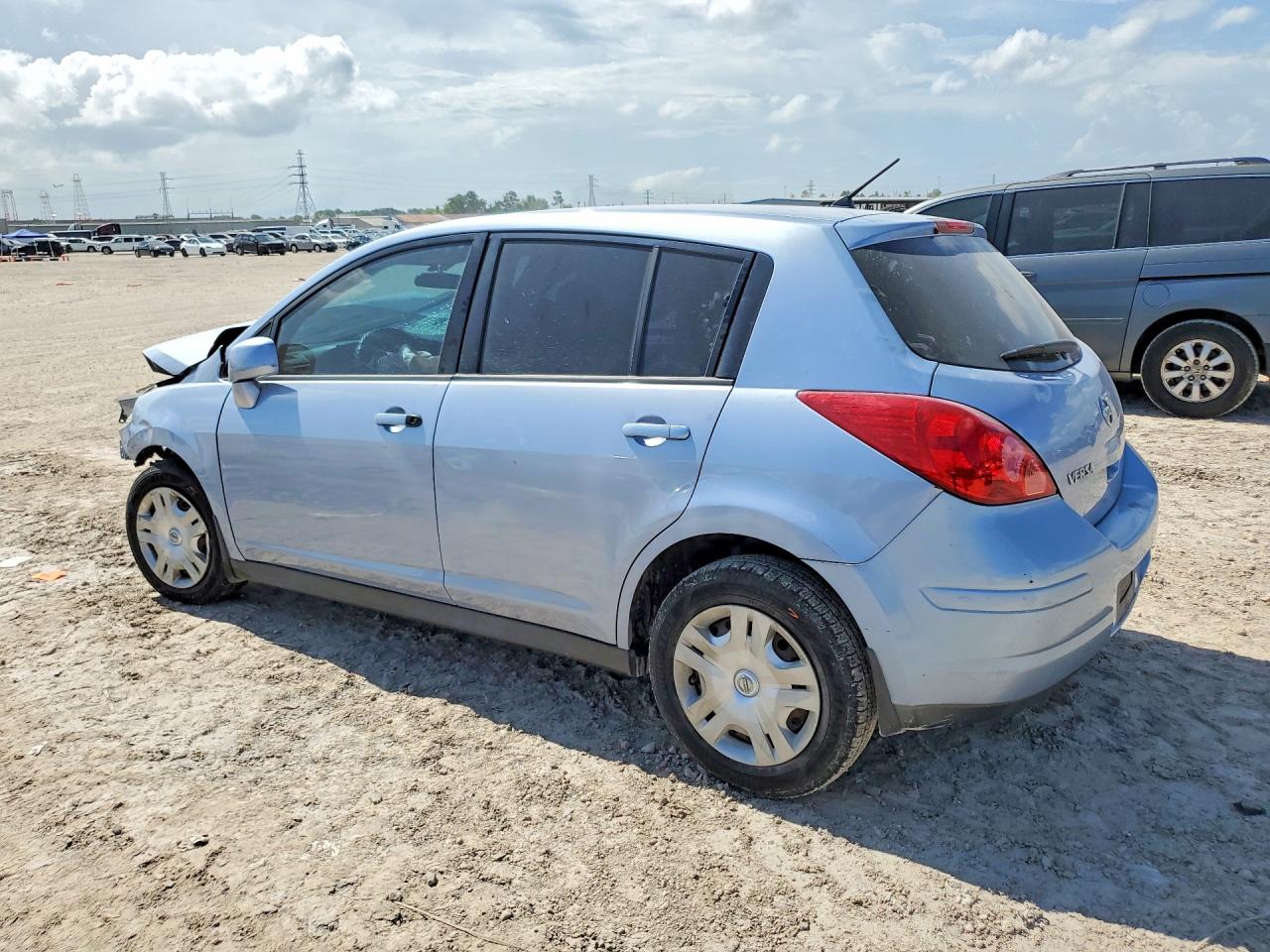 2010 Nissan Versa 1.8 S Blue vin: 3N1BC1CPXAL430401