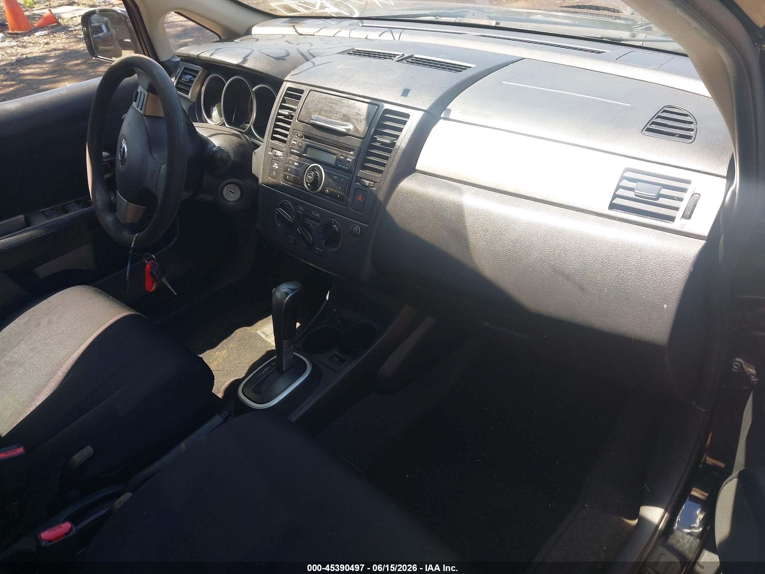 2010 Nissan Versa 1.8s Black vin: 3N1BC1CPXAL451541