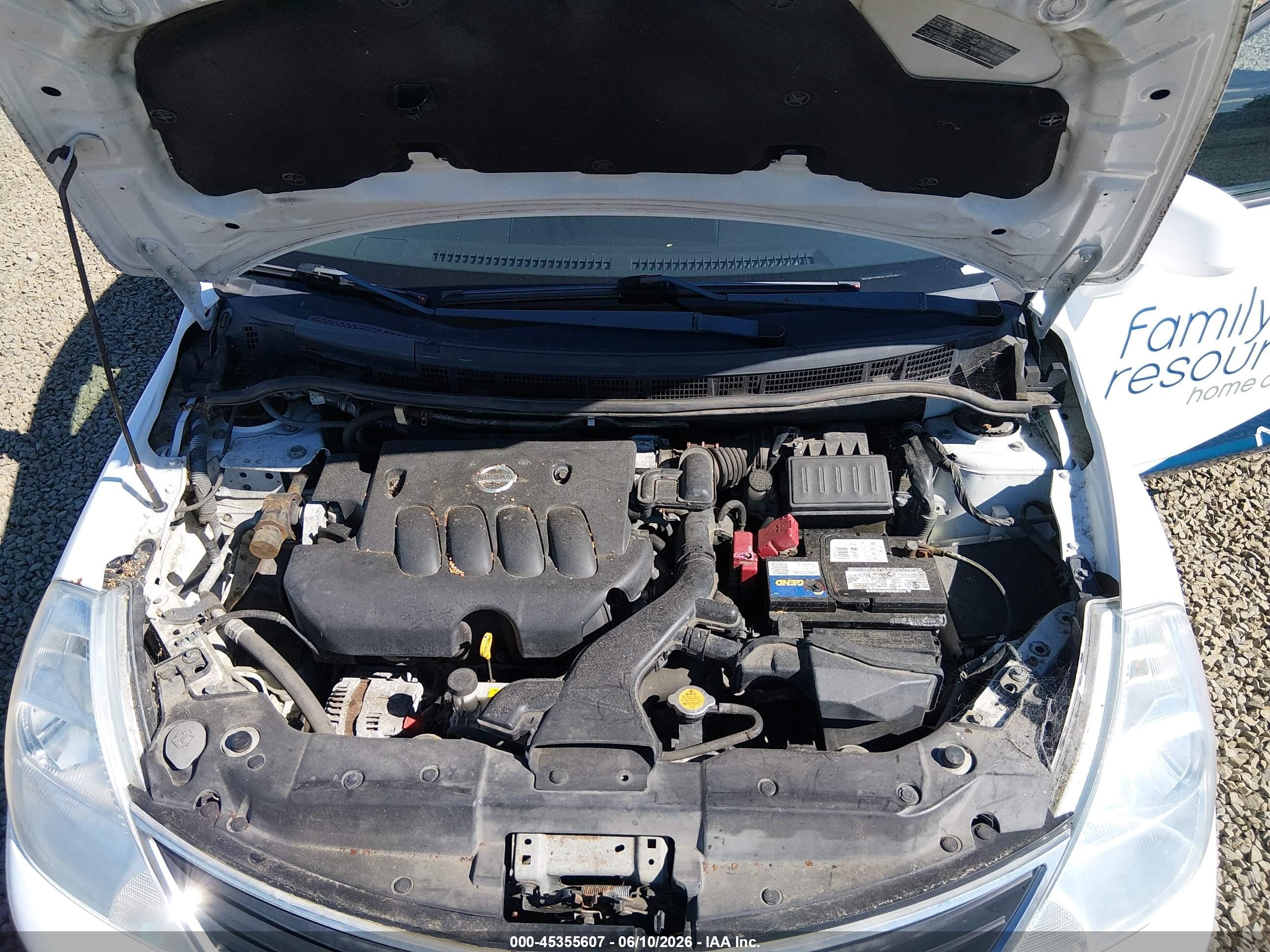 2010 Nissan Versa 1.8s White vin: 3N1BC1CPXAL462149
