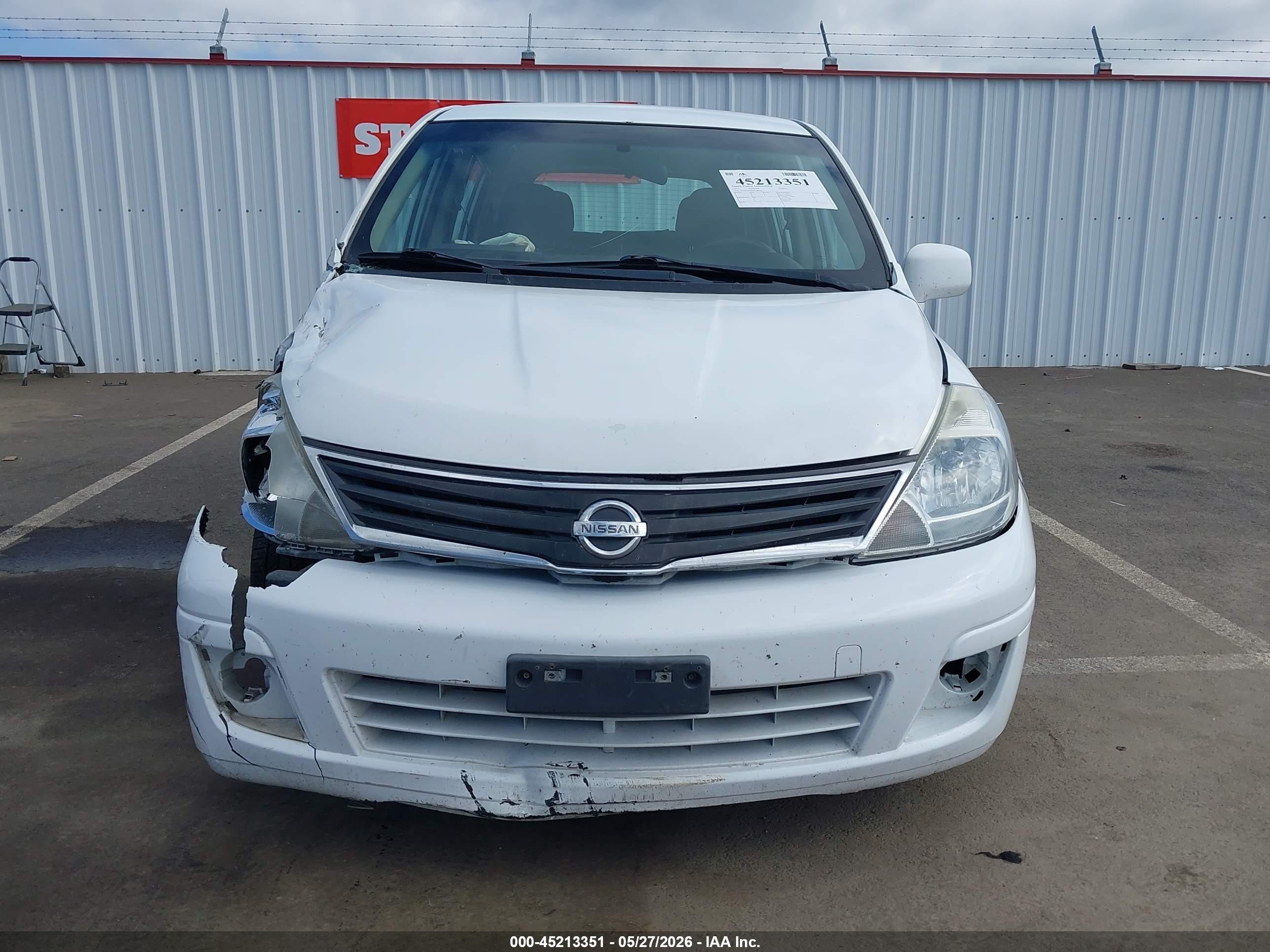 2011 Nissan Versa 1.8s White vin: 3N1BC1CPXBL358570