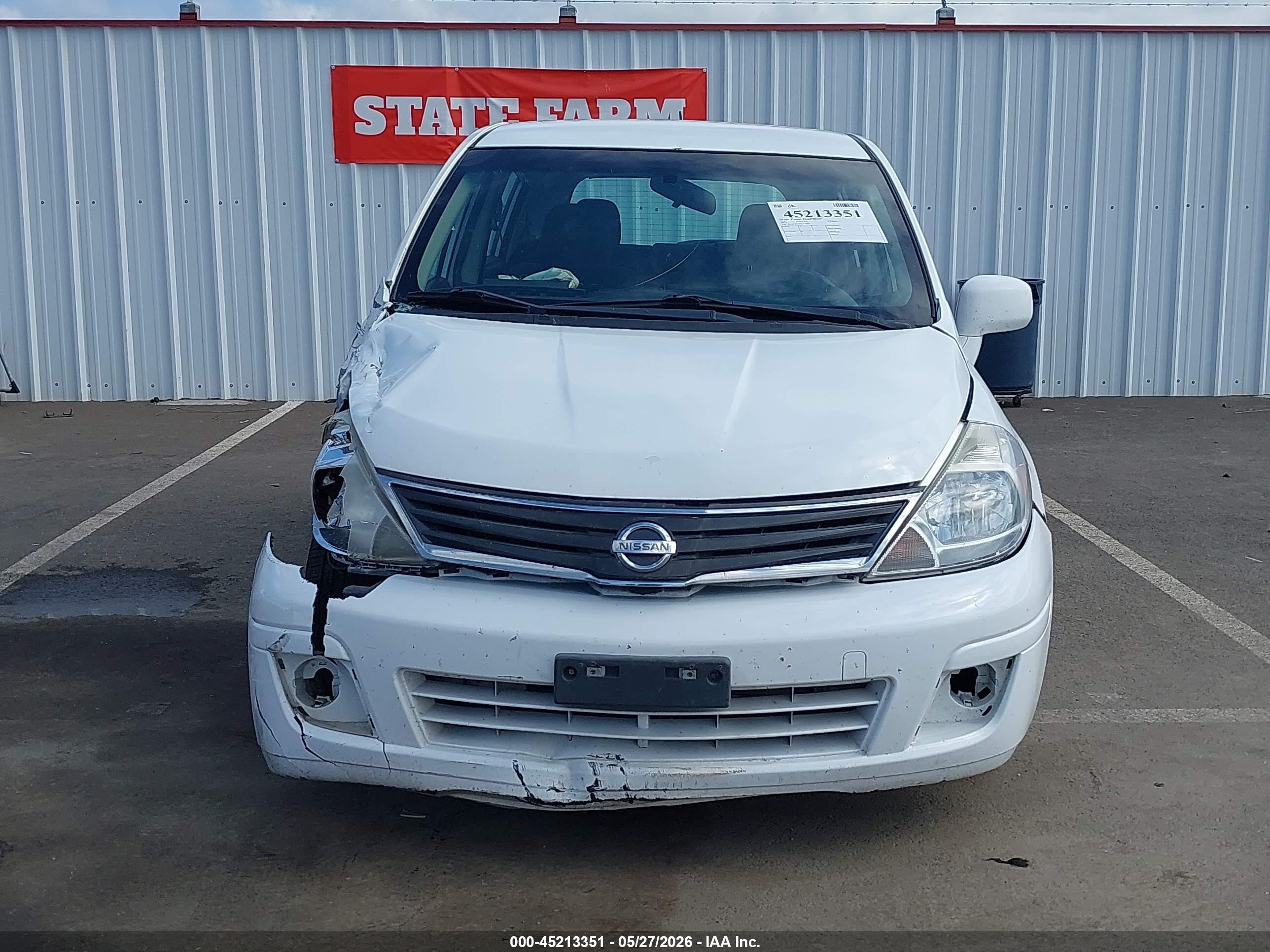2011 Nissan Versa 1.8s White vin: 3N1BC1CPXBL358570