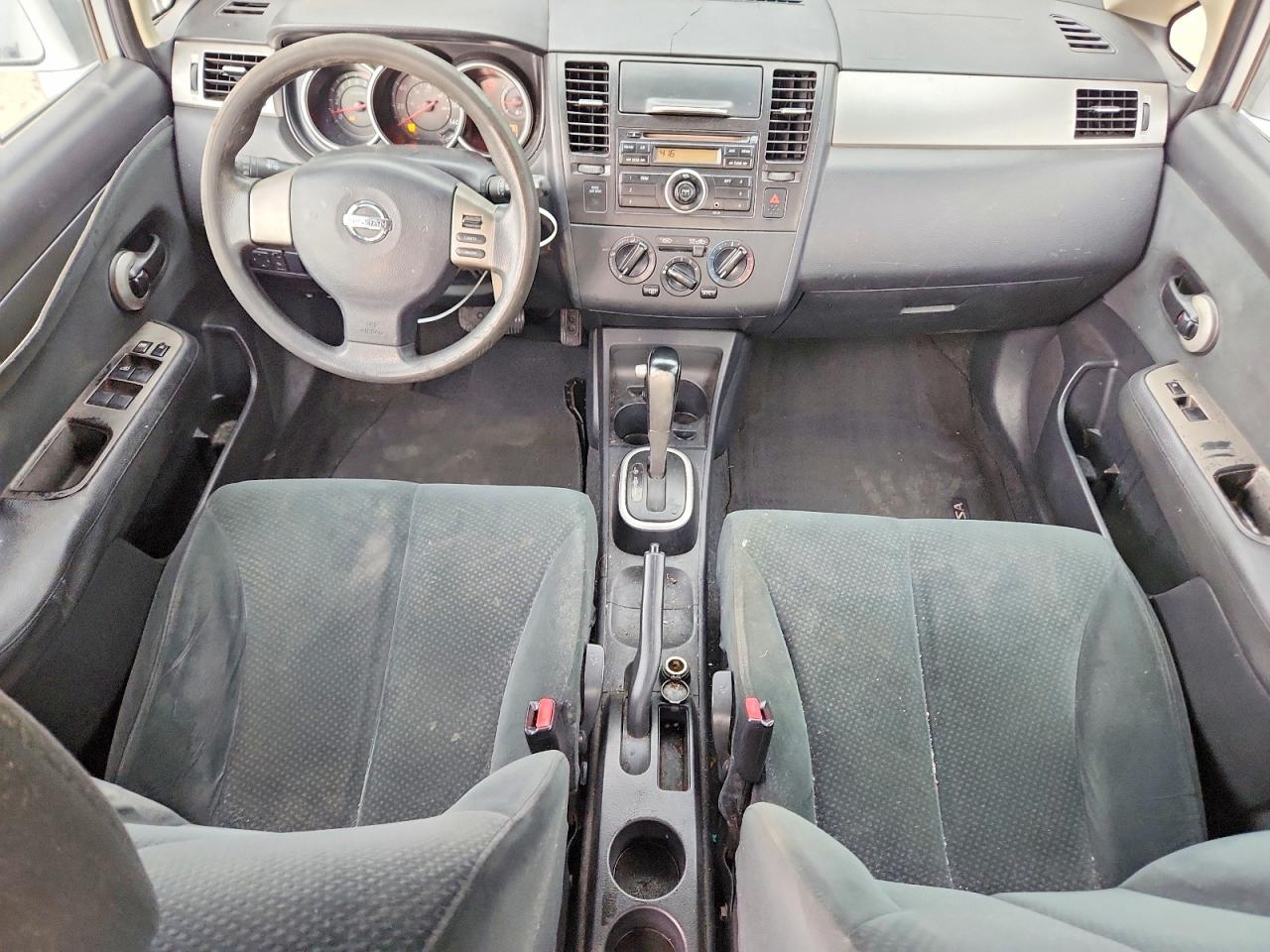 2011 Nissan Versa 1.8 S Silver vin: 3N1BC1CPXBL359766