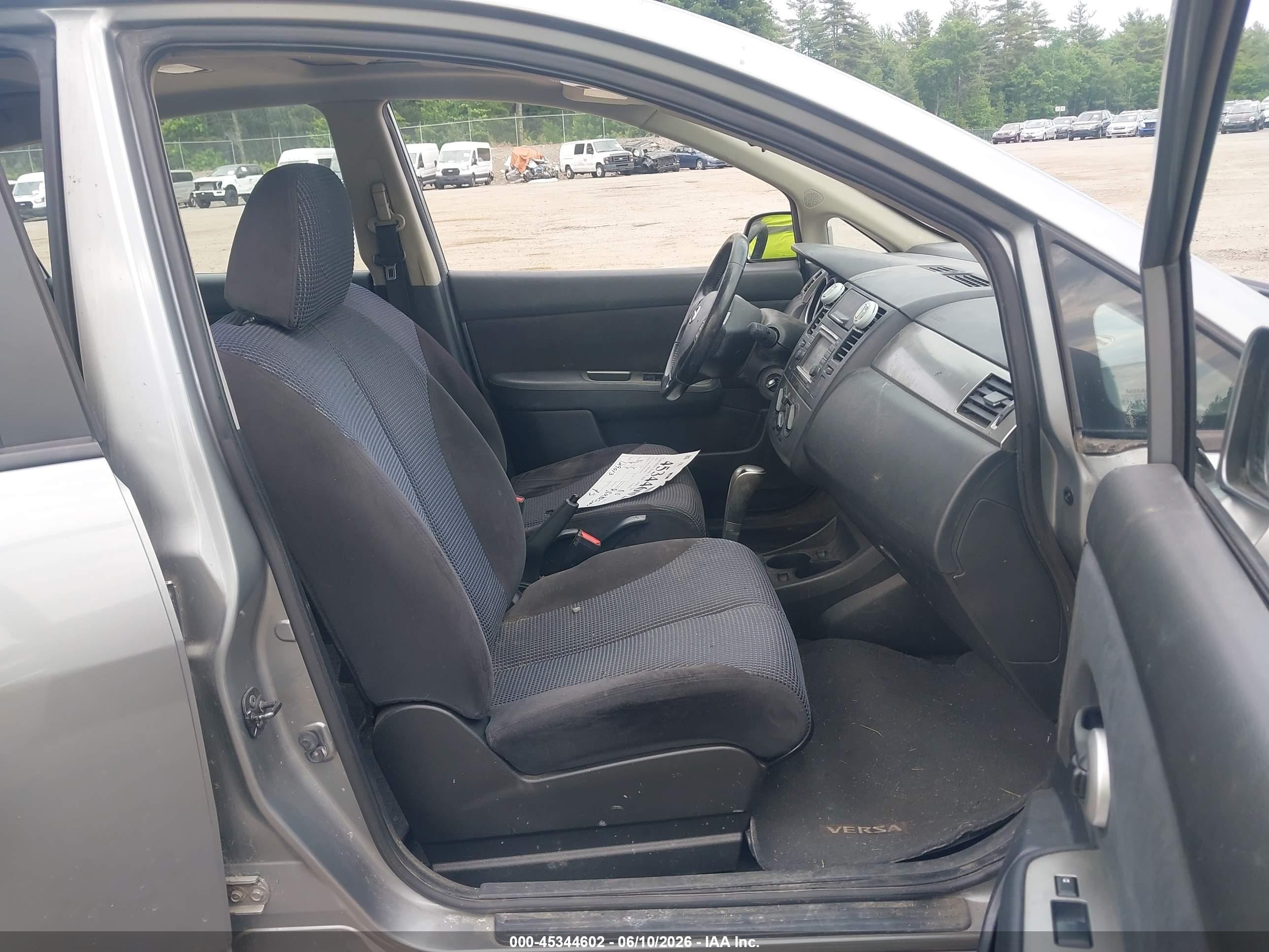 2011 Nissan Versa 1.8sl Gray vin: 3N1BC1CPXBL402955