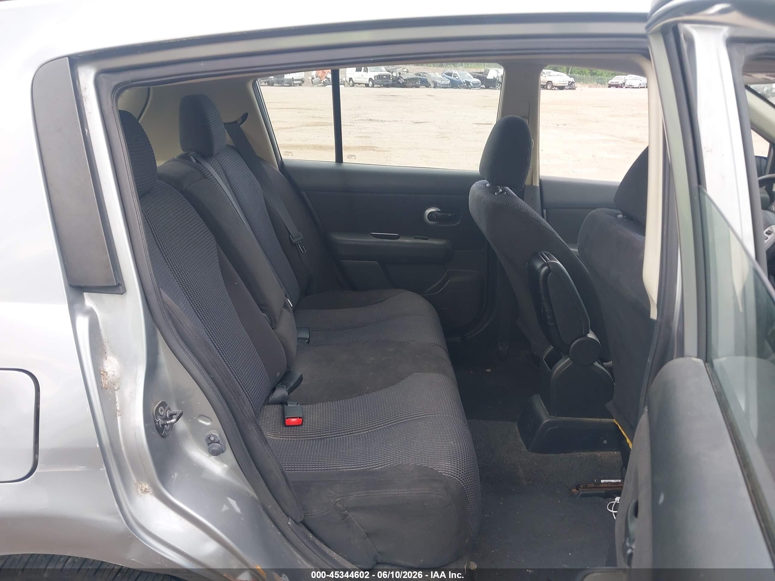 2011 Nissan Versa 1.8sl Gray vin: 3N1BC1CPXBL402955