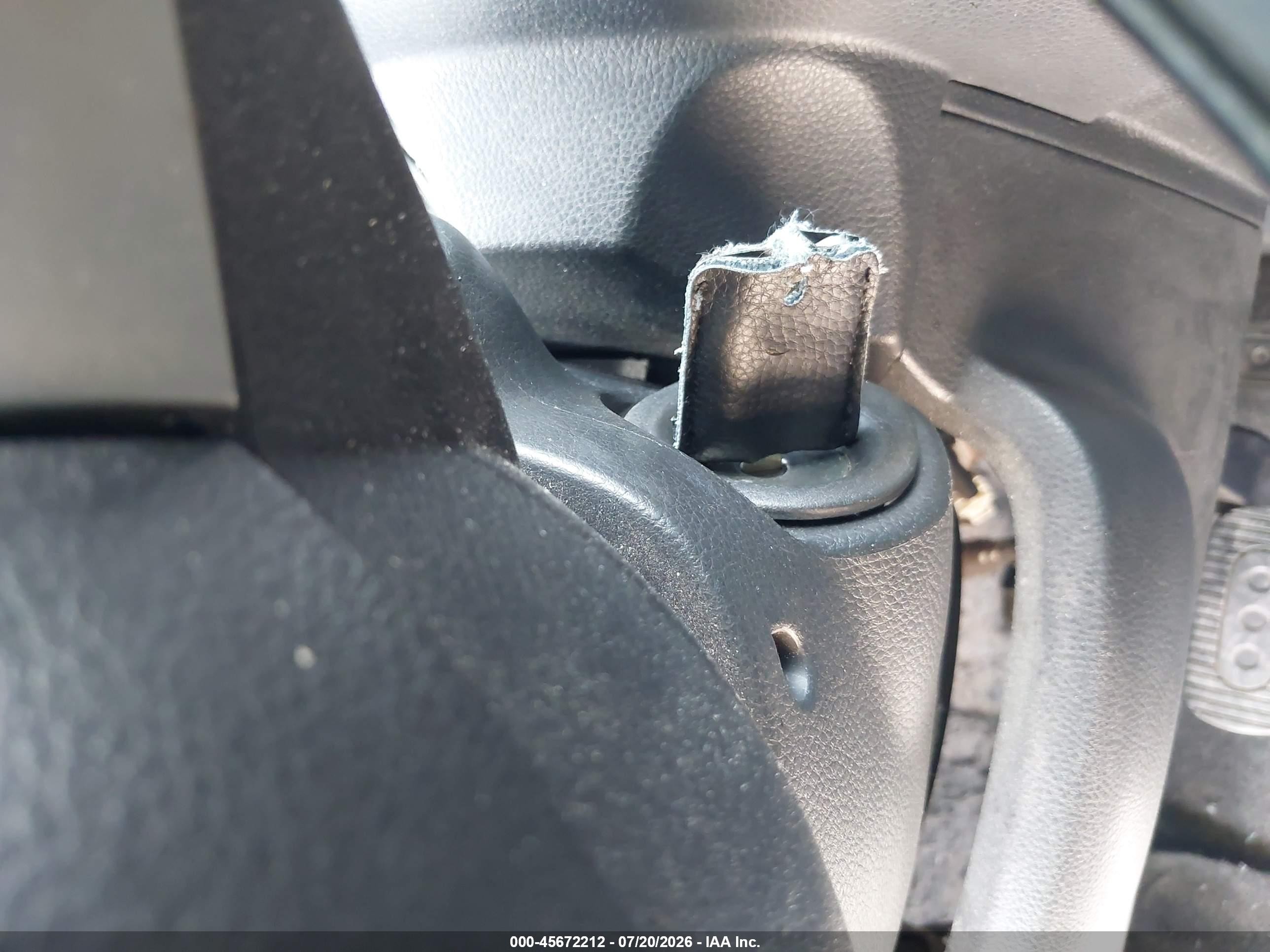 2011 Nissan Versa 1.8s Silver vin: 3N1BC1CPXBL442176
