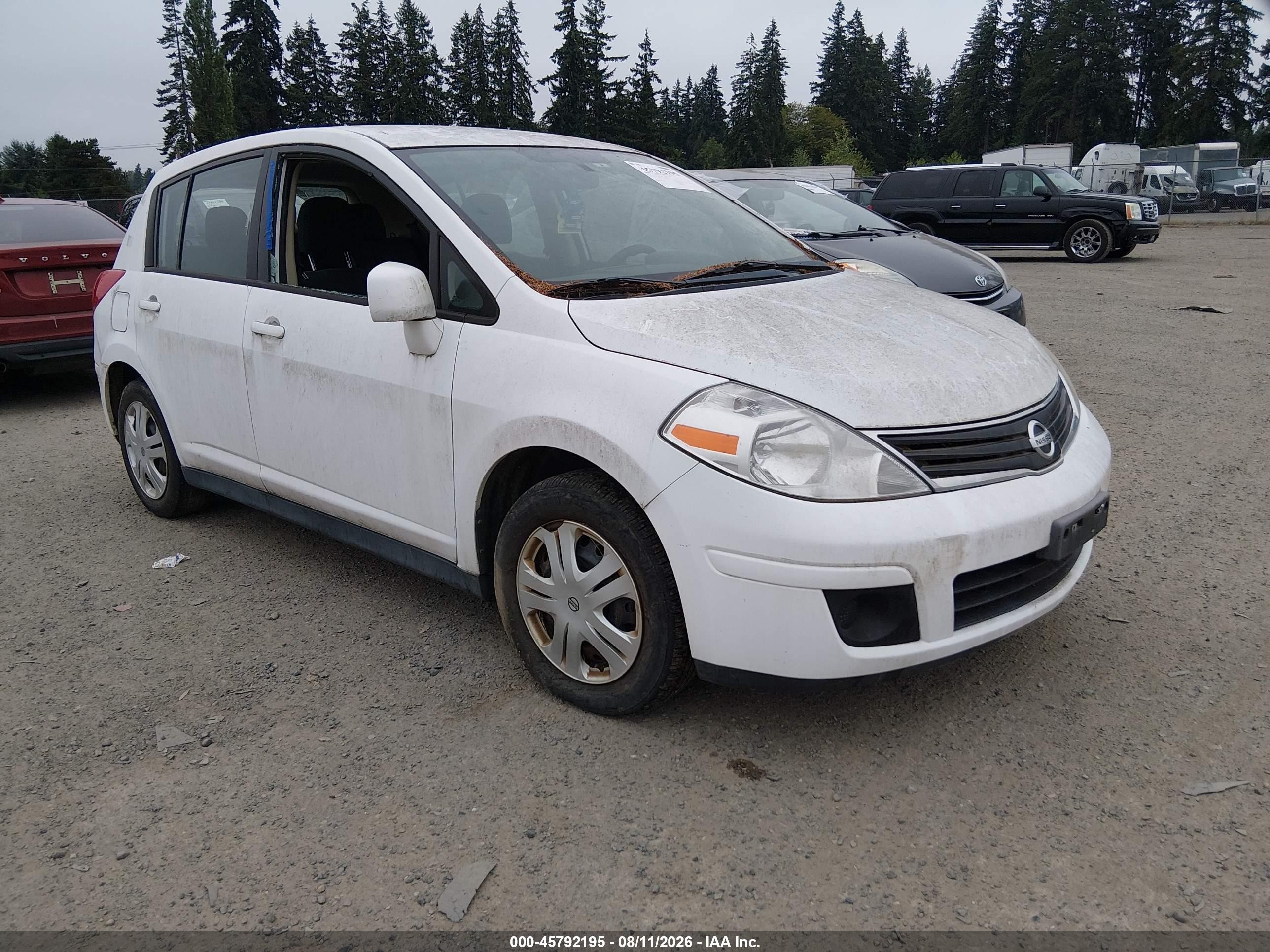 2011 Nissan Versa 1.8s Белый vin: 3N1BC1CPXBL495282