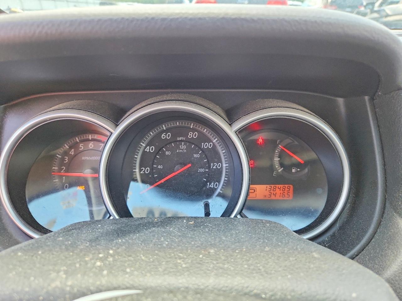 2011 Nissan Versa 1.8 S Серебряный vin: 3N1BC1CPXBL499011