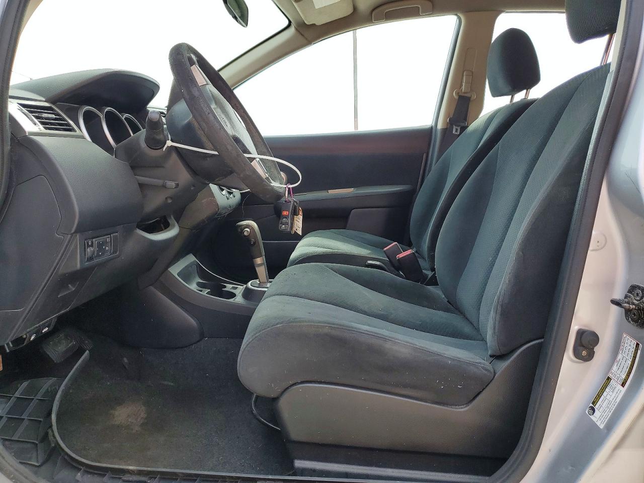2011 Nissan Versa 1.8 S Silver vin: 3N1BC1CPXBL501369