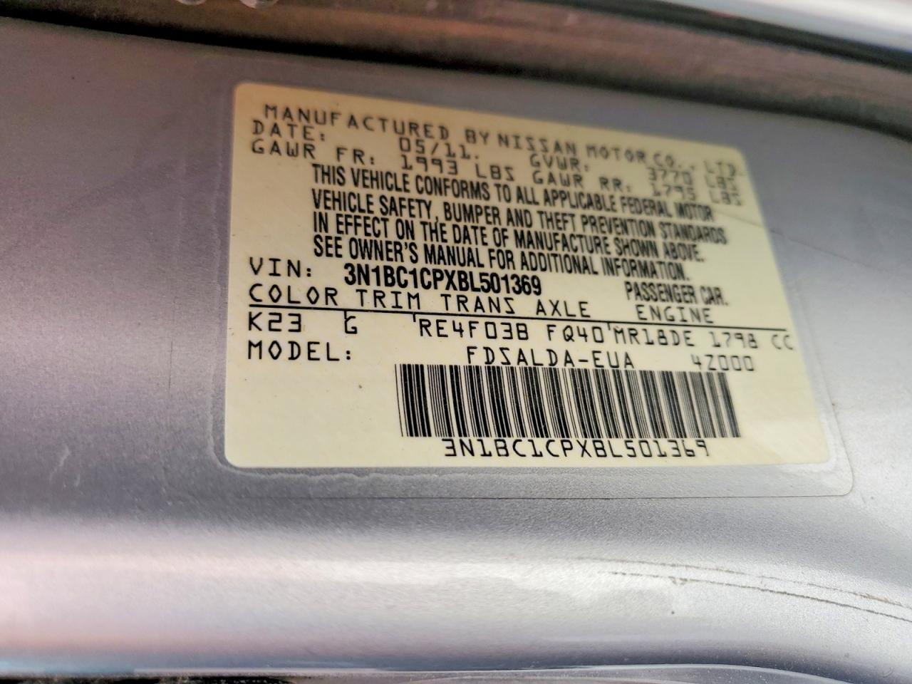2011 Nissan Versa 1.8 S Silver vin: 3N1BC1CPXBL501369