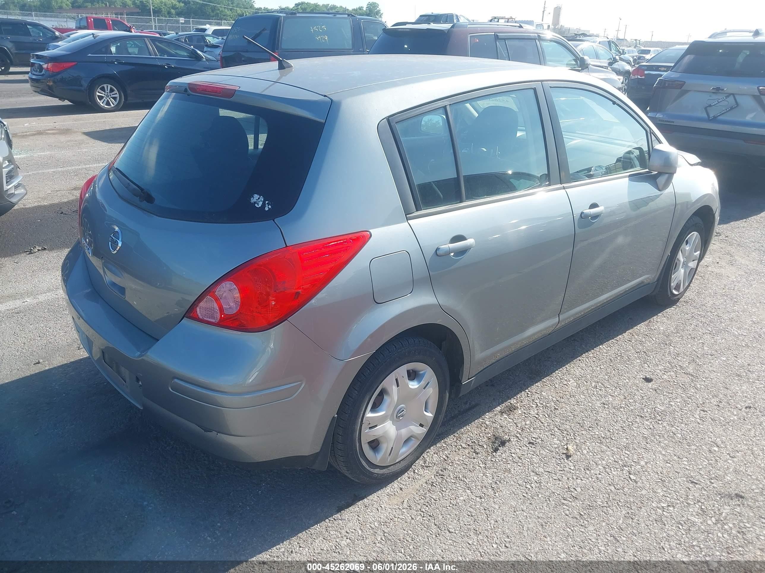 2011 Nissan Versa 1.8s Gray vin: 3N1BC1CPXBL507687