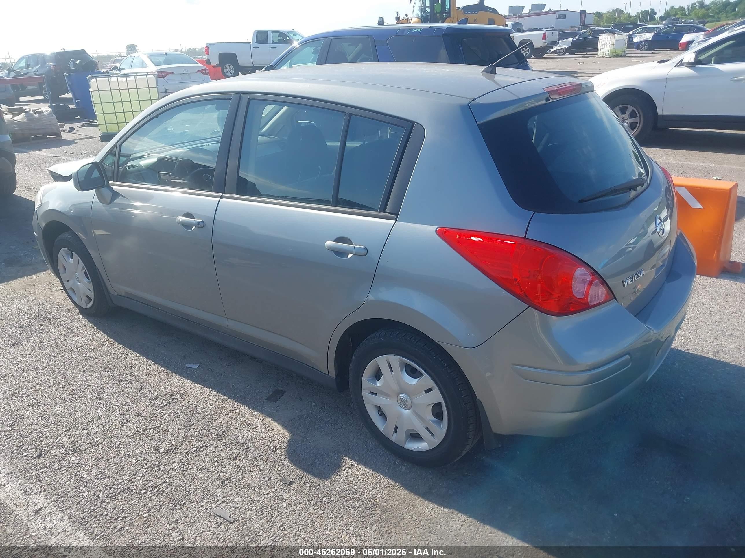 2011 Nissan Versa 1.8s Gray vin: 3N1BC1CPXBL507687