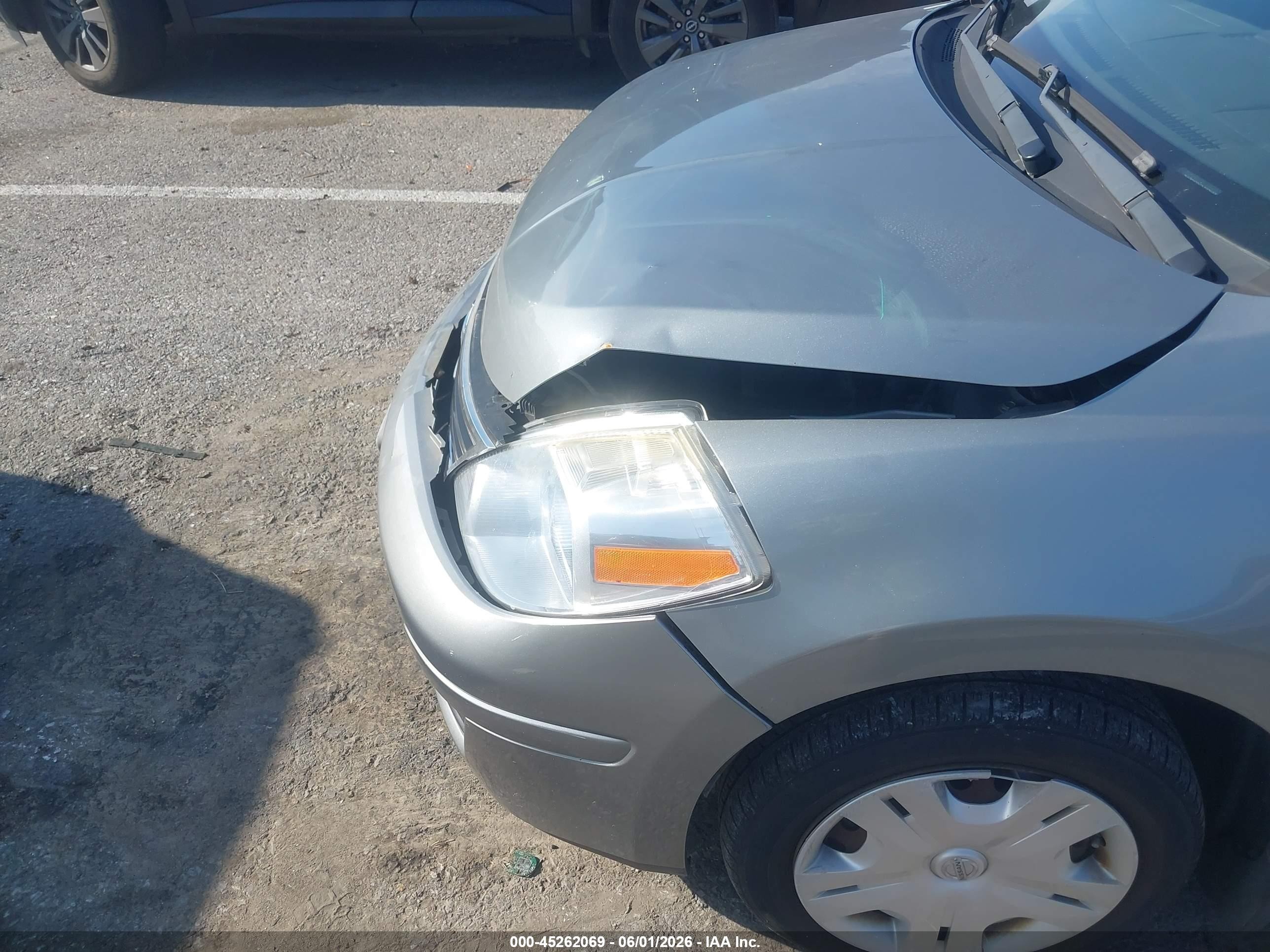 2011 Nissan Versa 1.8s Gray vin: 3N1BC1CPXBL507687