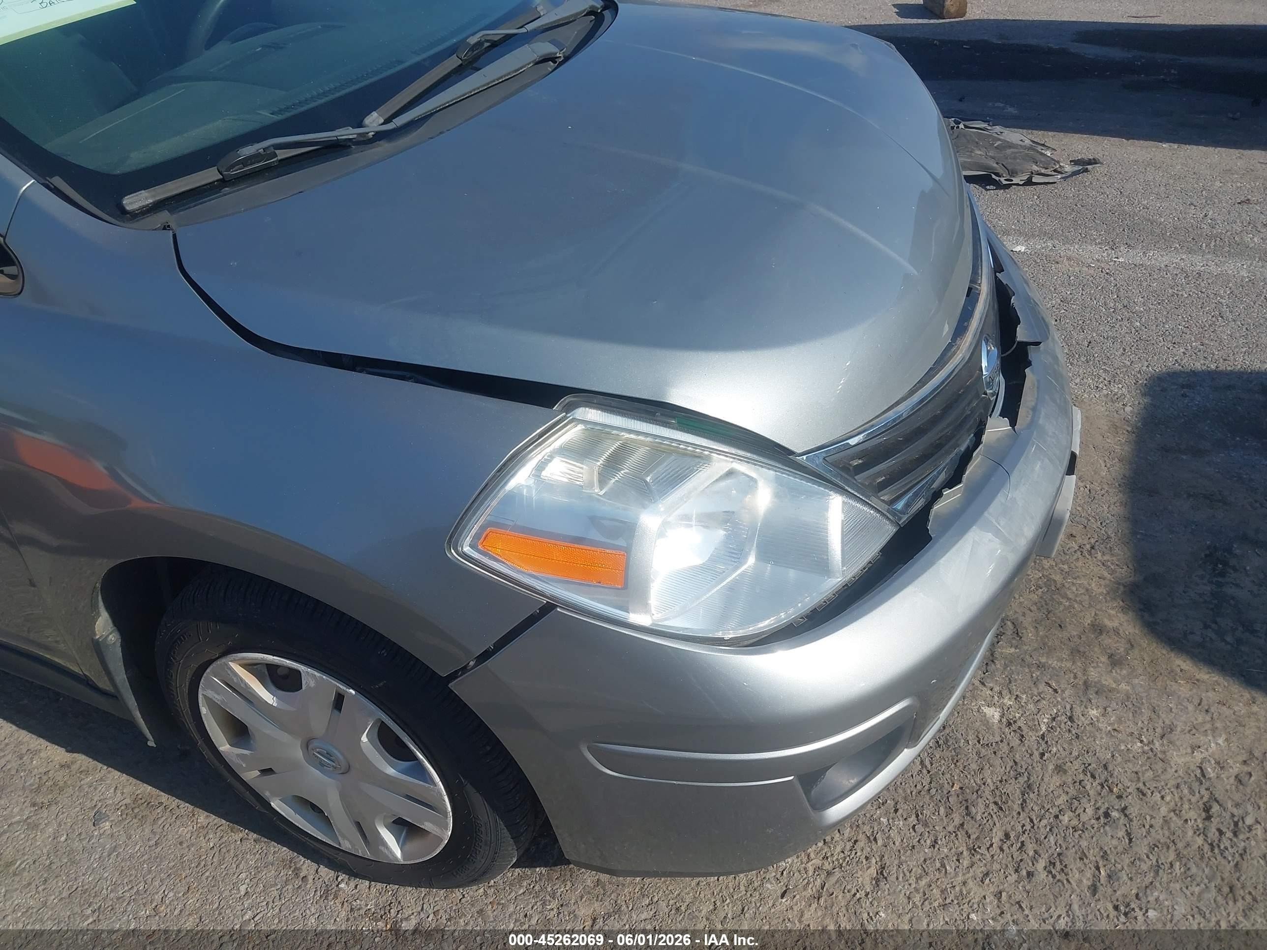 2011 Nissan Versa 1.8s Gray vin: 3N1BC1CPXBL507687