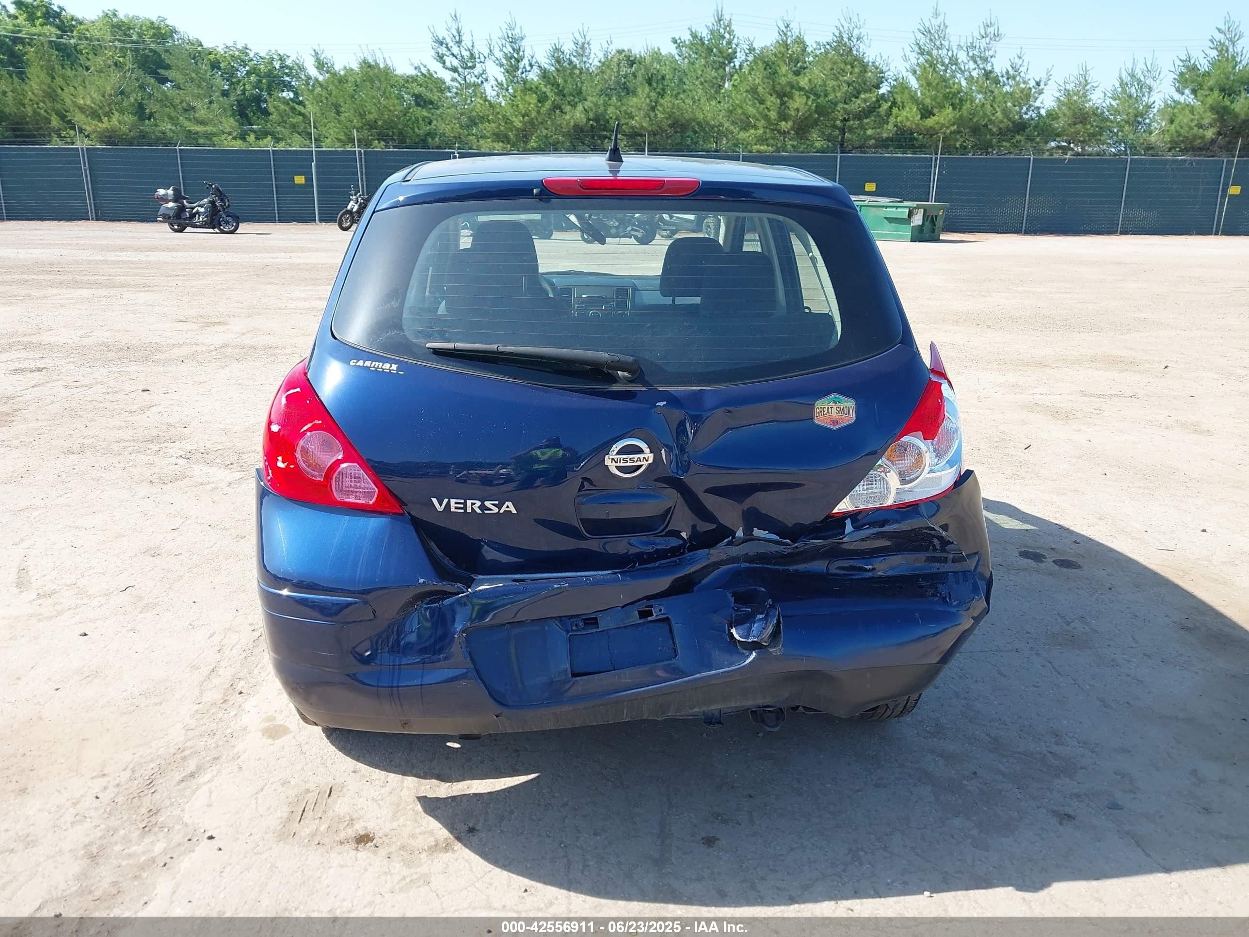 2012 Nissan Versa 1.8 S Blue vin: 3N1BC1CPXCK296126