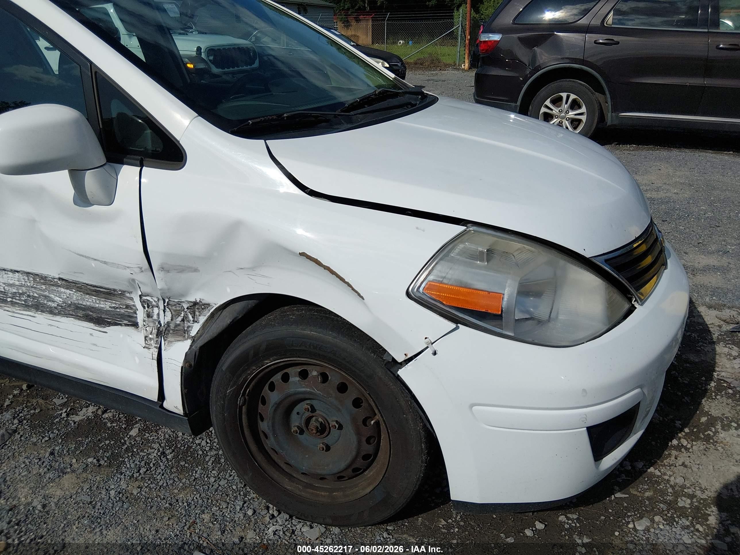 2012 Nissan Versa 1.8 S Белый vin: 3N1BC1CPXCK811416