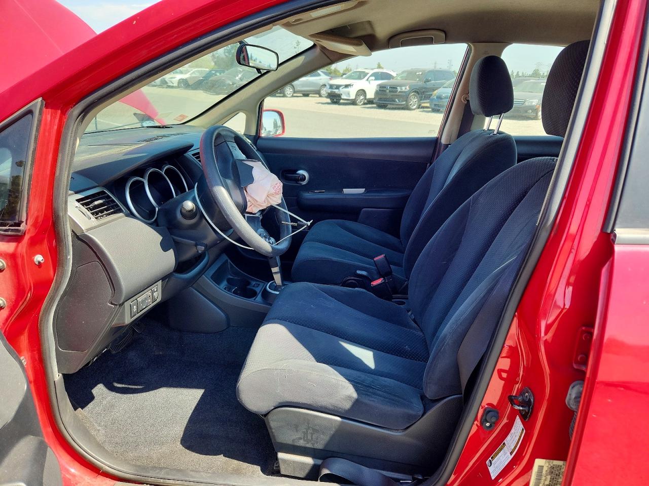 2012 Nissan Versa 1.8 S Red vin: 3N1BC1CPXCK814218