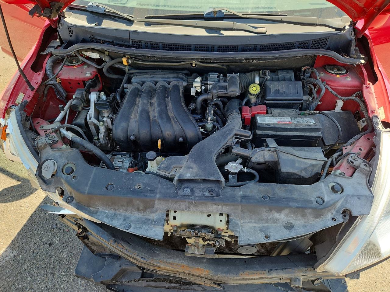 2012 Nissan Versa 1.8 S Red vin: 3N1BC1CPXCK814218