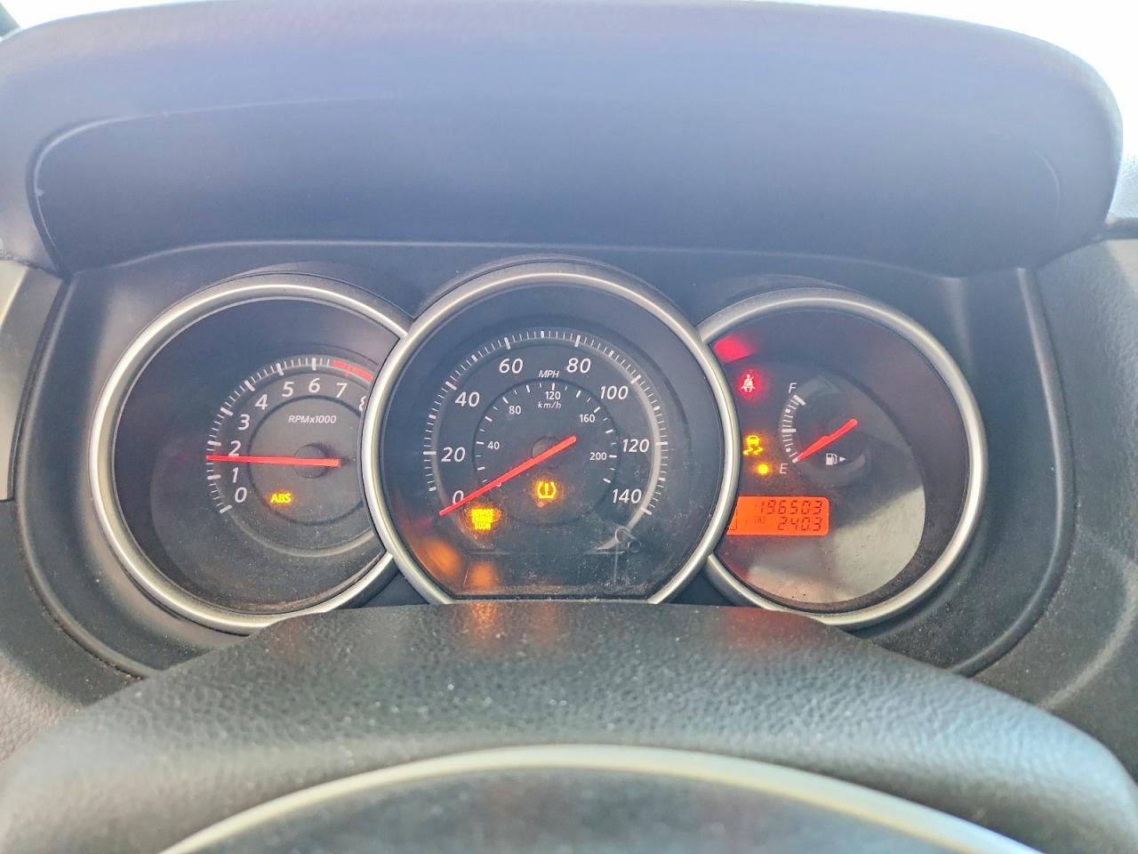 2012 Nissan Versa 1.8 S Red vin: 3N1BC1CPXCL368355