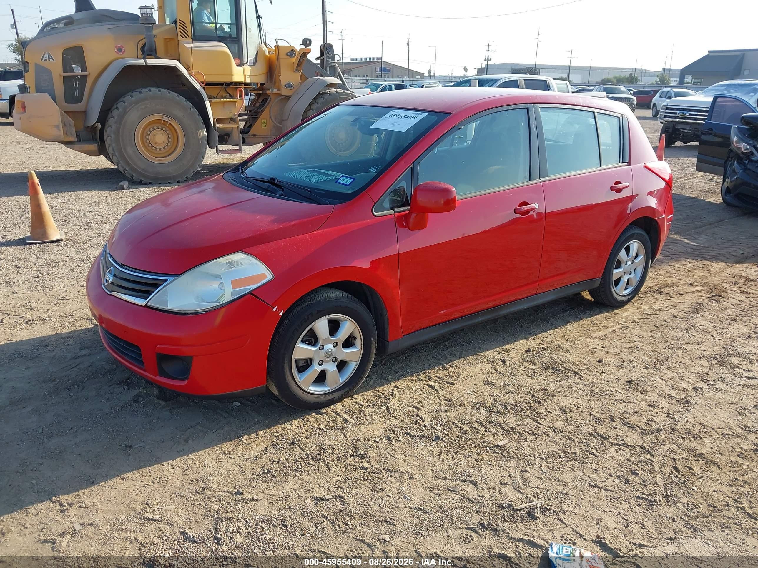 2012 Nissan Versa 1.8 S Red vin: 3N1BC1CPXCL371191