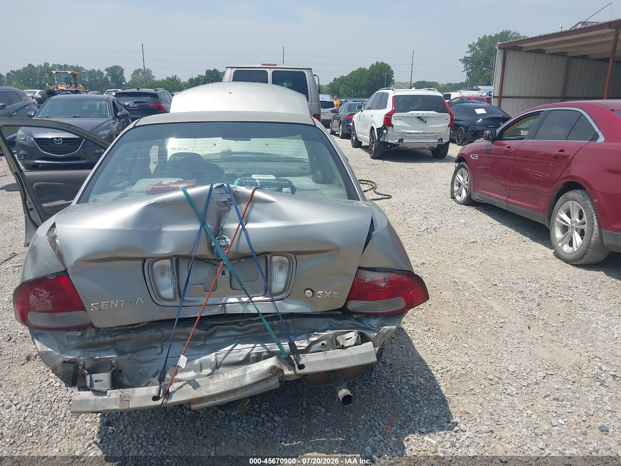 2001 Nissan Sentra Gxe Gold vin: 3N1CB51D01L510829