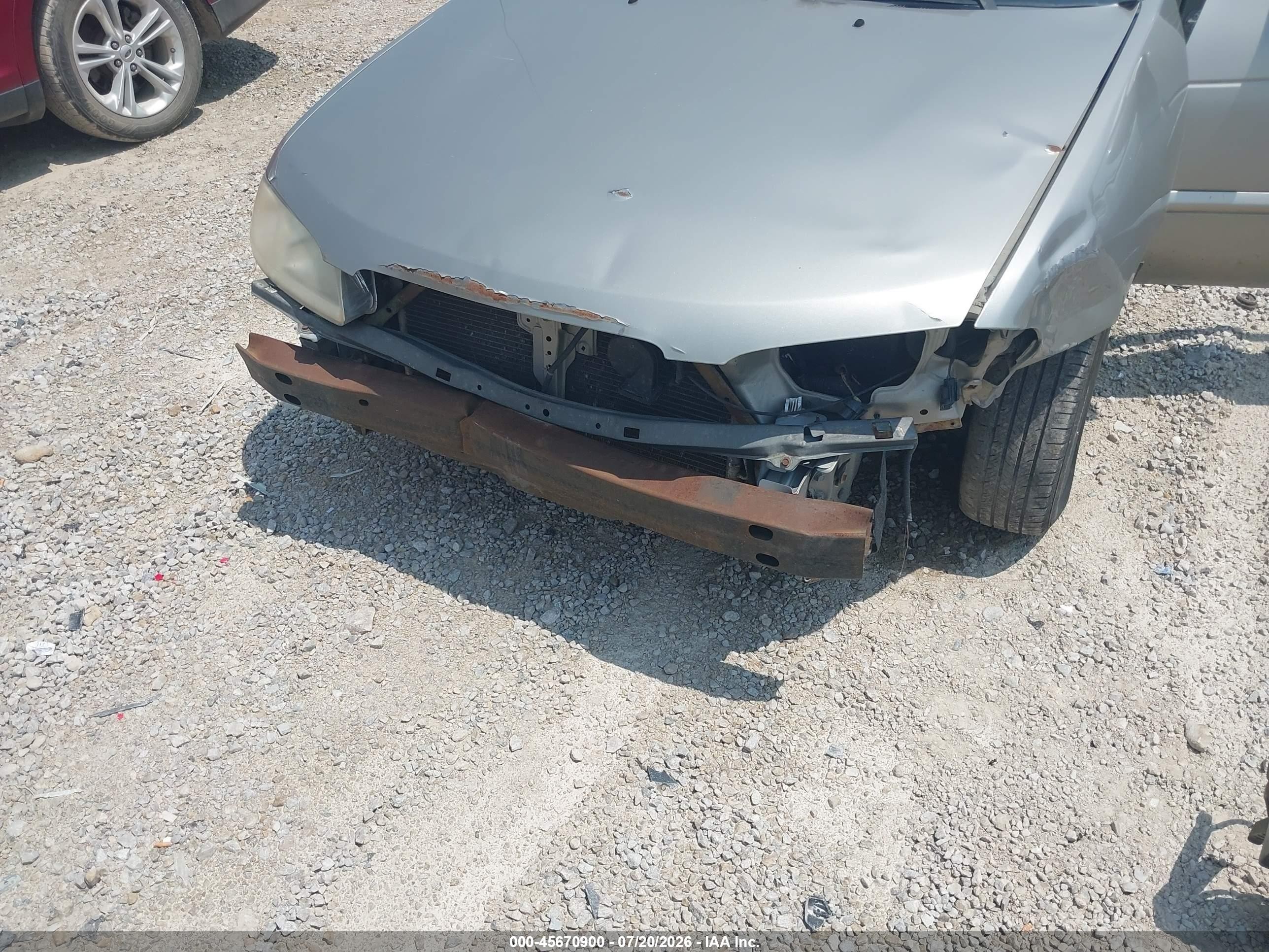 2001 Nissan Sentra Gxe Gold vin: 3N1CB51D01L510829