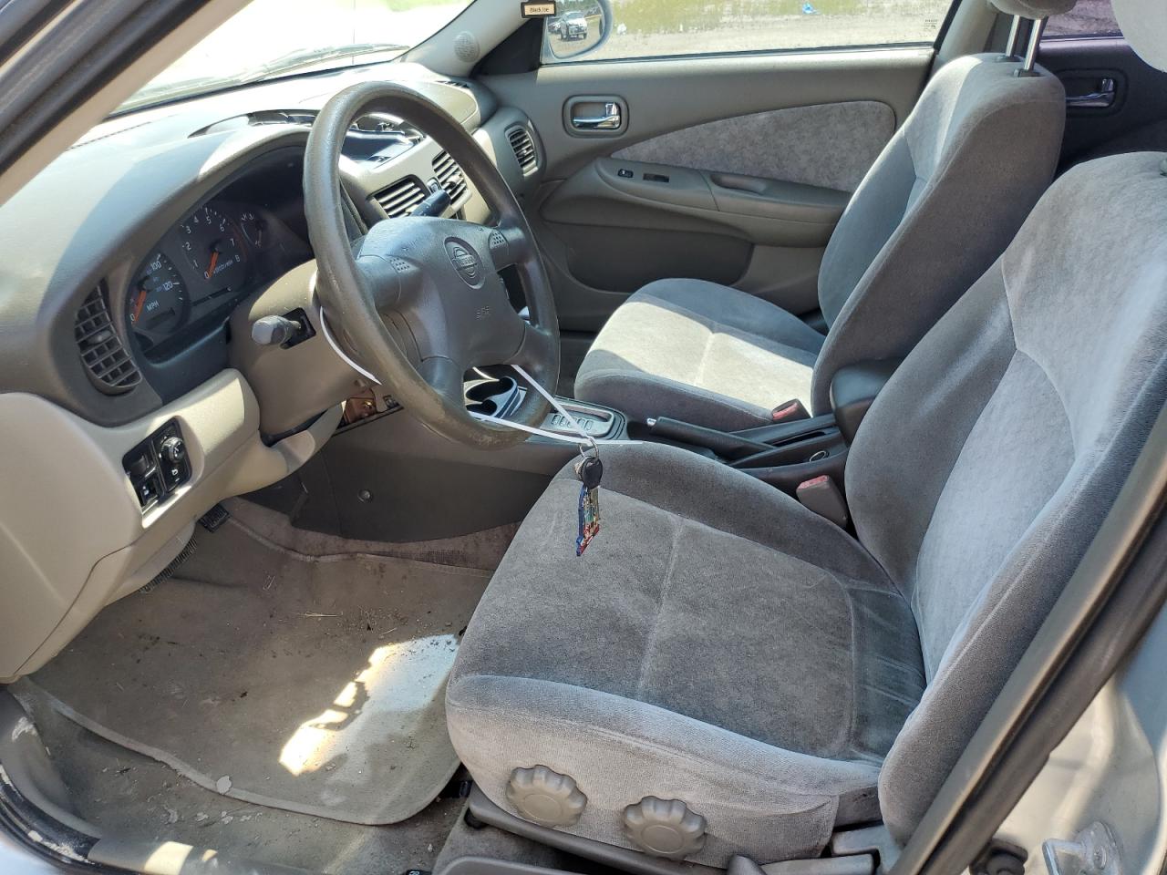 2002 Nissan Sentra Xe Серебряный vin: 3N1CB51D02L588786