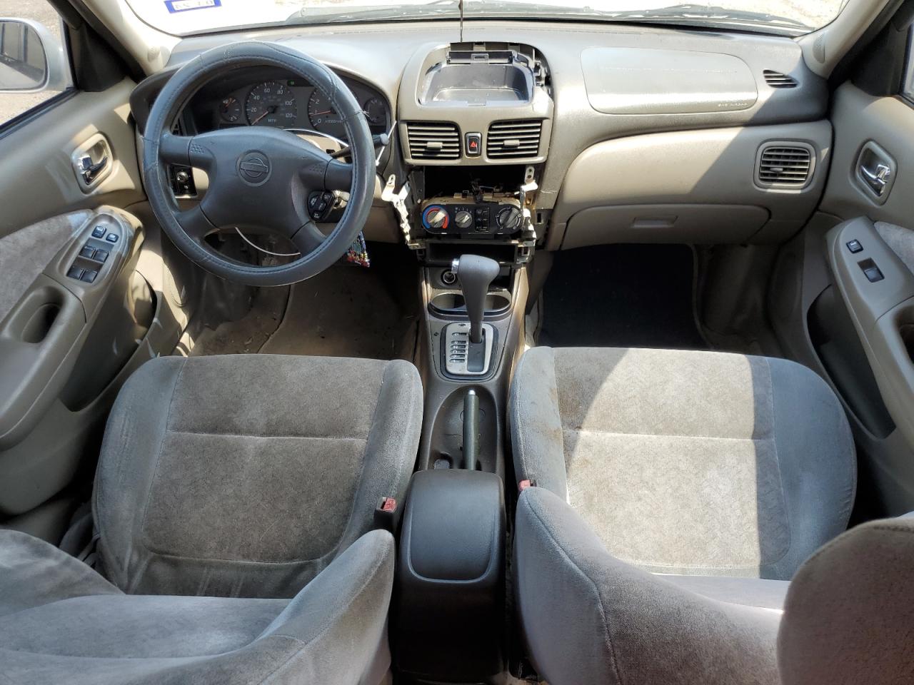 2002 Nissan Sentra Xe Серебряный vin: 3N1CB51D02L588786