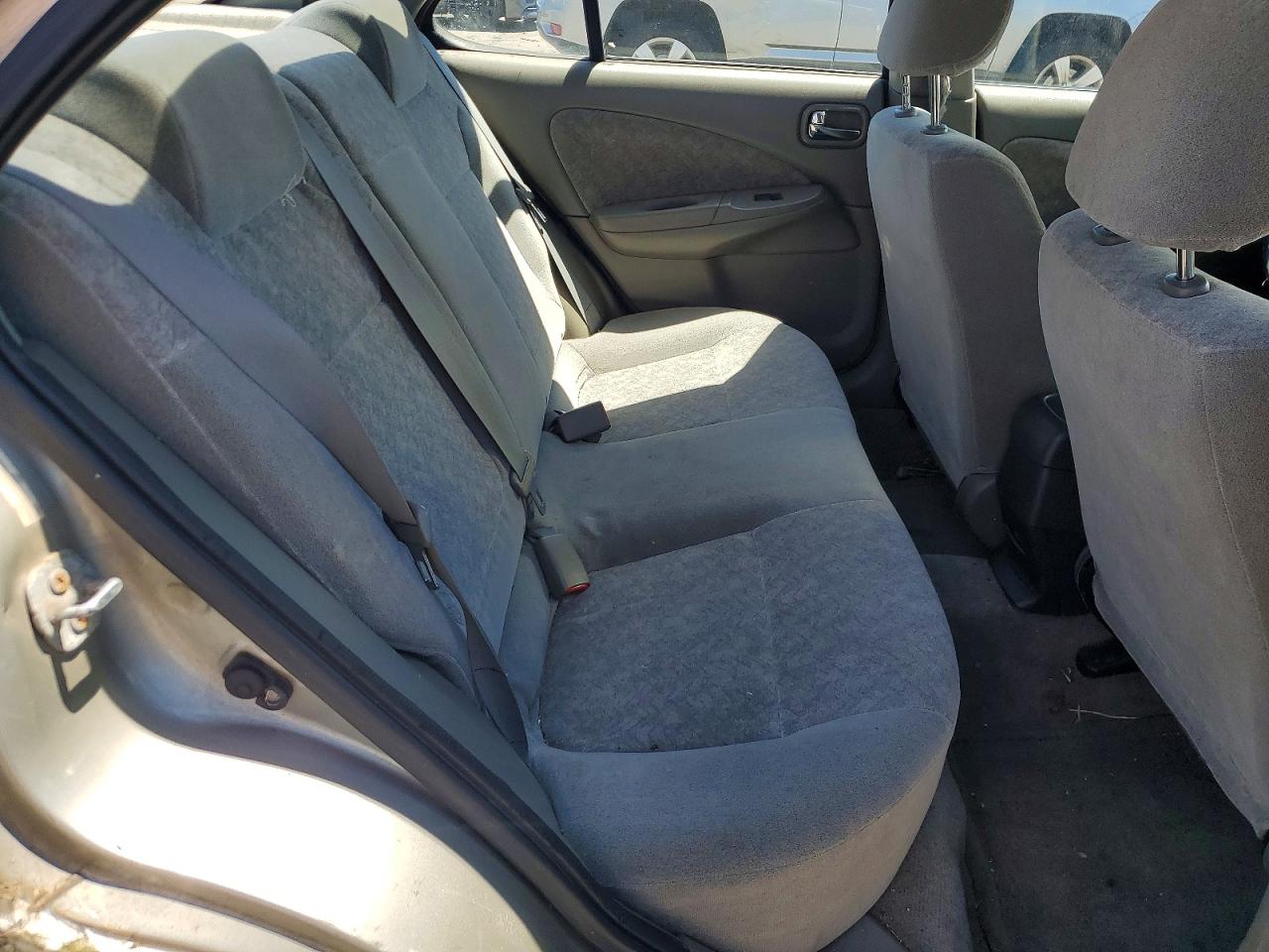 2002 Niss Sentra Beige vin: 3N1CB51D02L686457