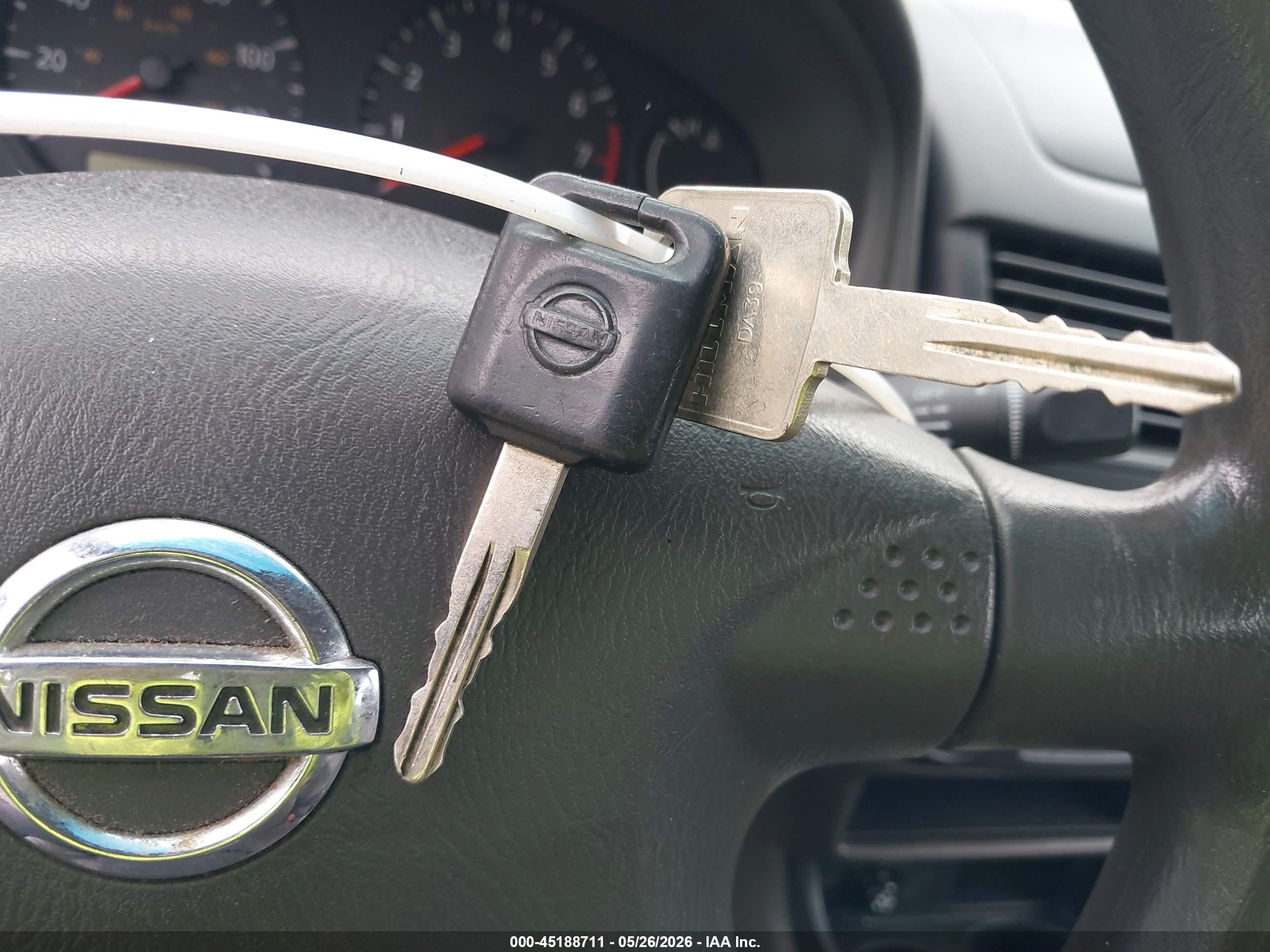 2004 Nissan Sentra 1.8s Бордовый vin: 3N1CB51D04L856822