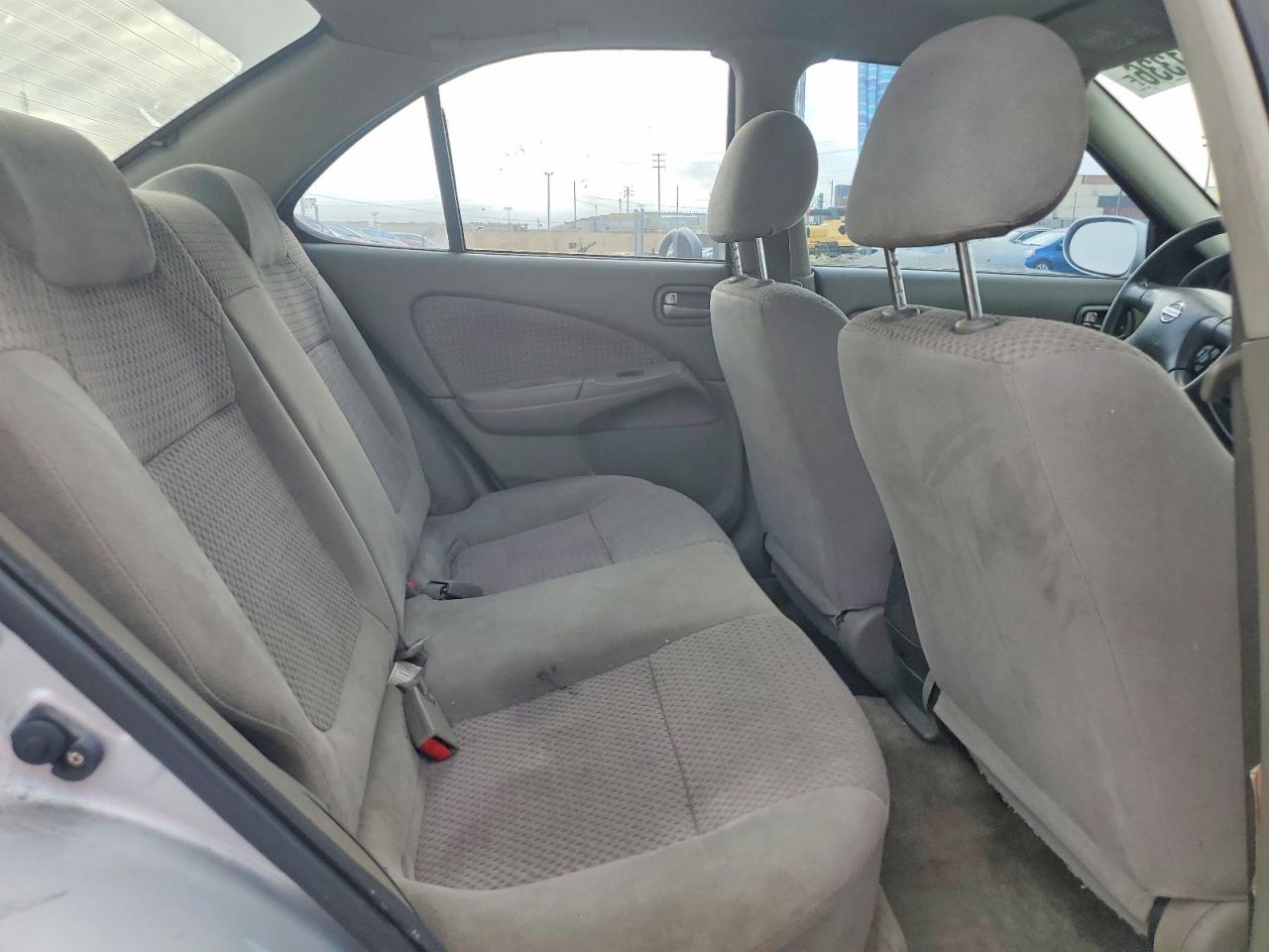 2005 Nissan Sentra 1.8 Silver vin: 3N1CB51D05L555579