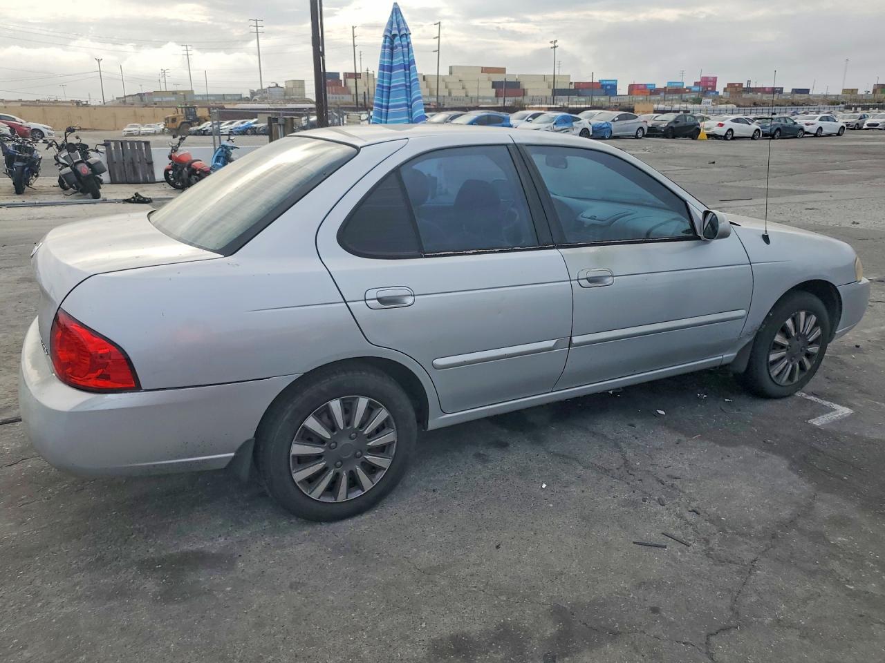 2005 Nissan Sentra 1.8 Silver vin: 3N1CB51D05L555579