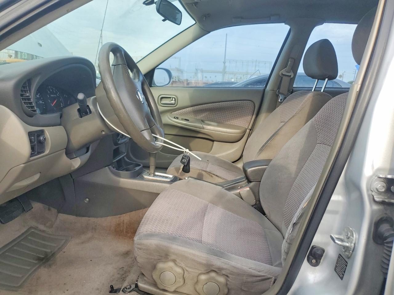 2005 Nissan Sentra 1.8 Silver vin: 3N1CB51D05L555579