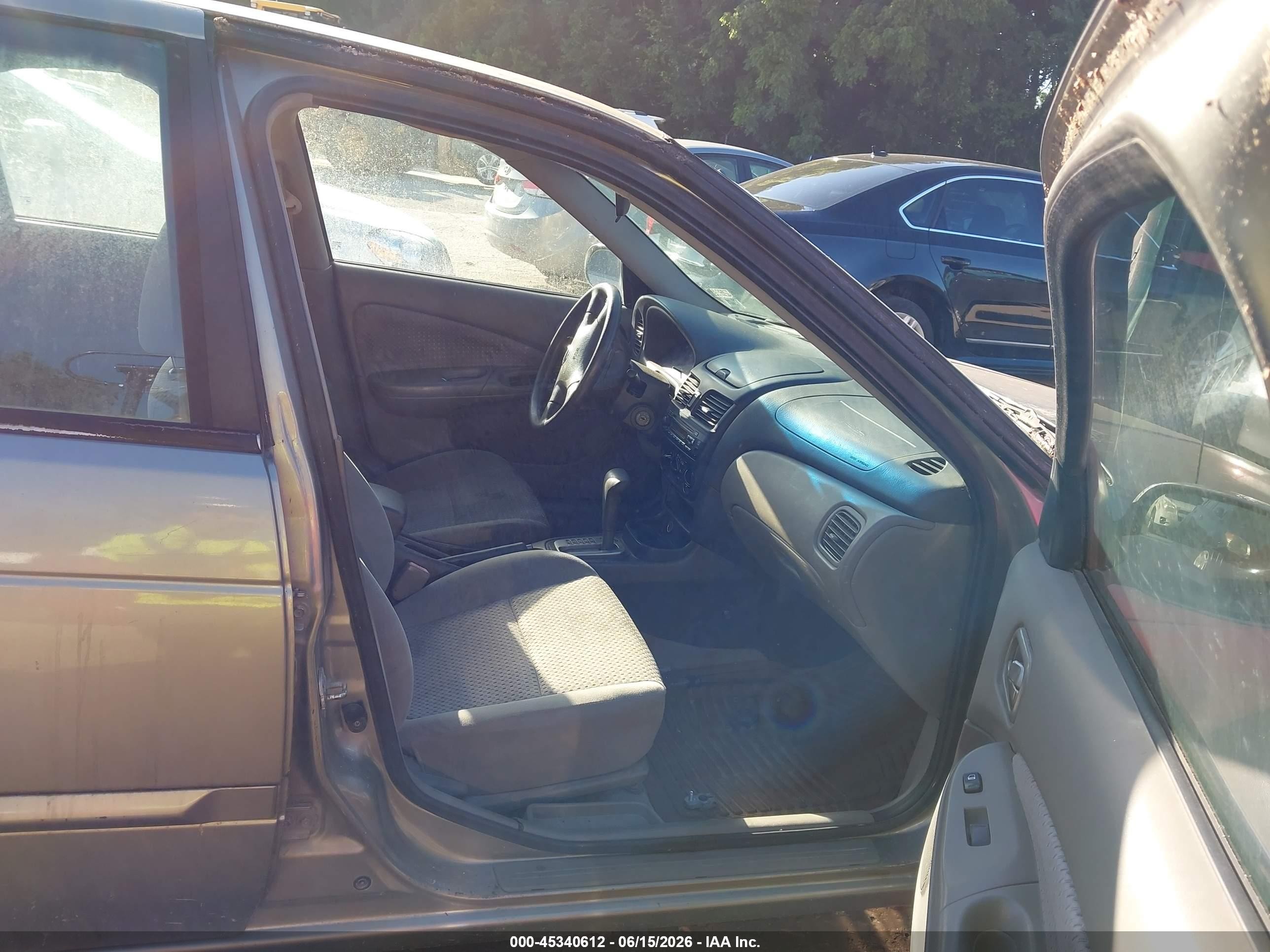 2006 Nissan Sentra 1.8s Silver vin: 3N1CB51D06L579060