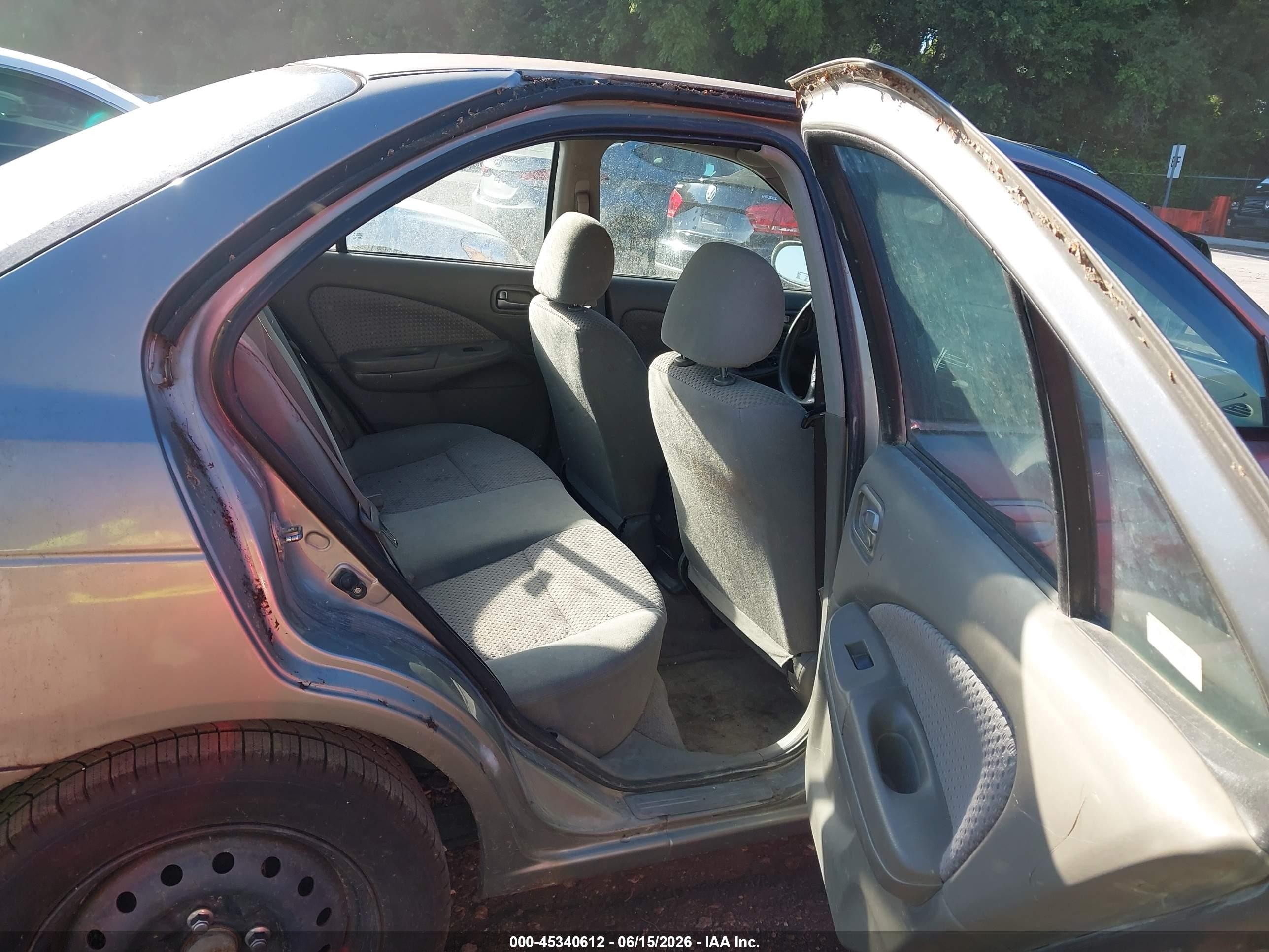 2006 Nissan Sentra 1.8s Silver vin: 3N1CB51D06L579060